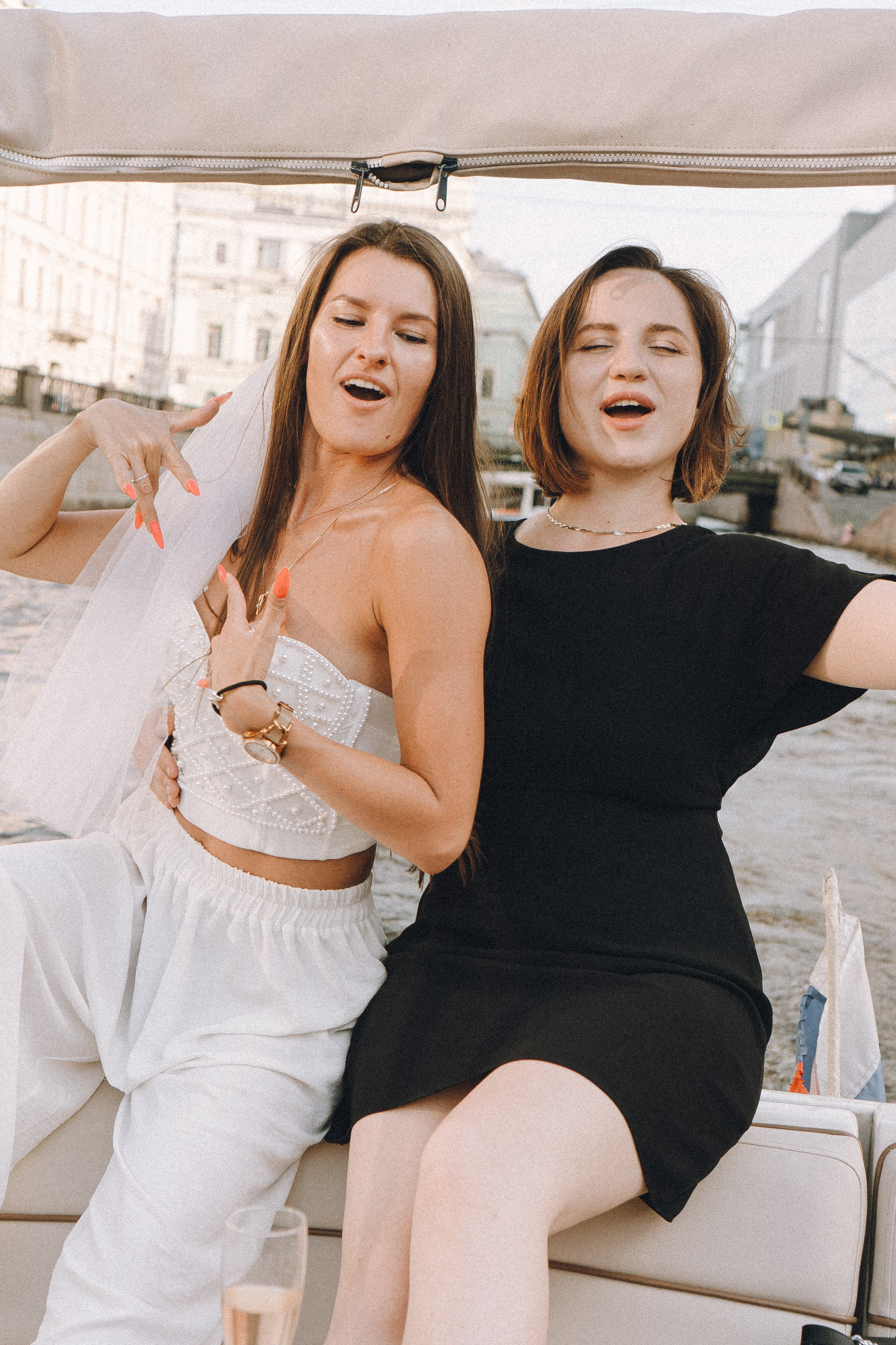 ДЕВИЧНИК НА КАТЕРЕ. Профессиональный фотограф, Санкт-Петербург — Виктория Богомолова