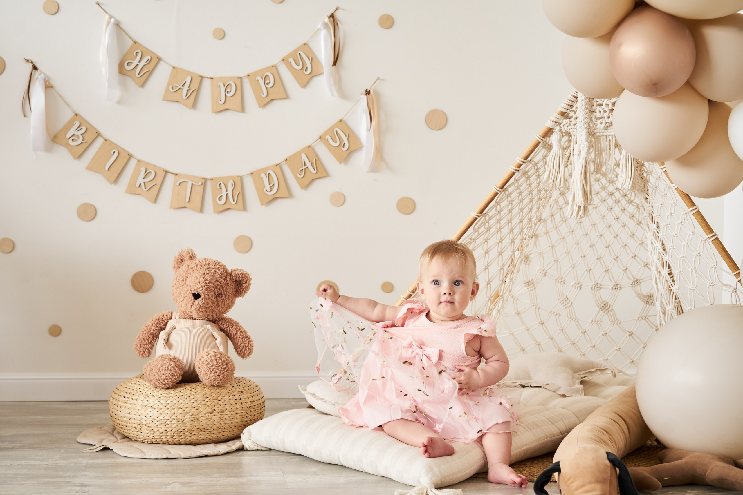 Семейная фотосессия в студии. Фотограф Екатеринбург Кокшарова Александра