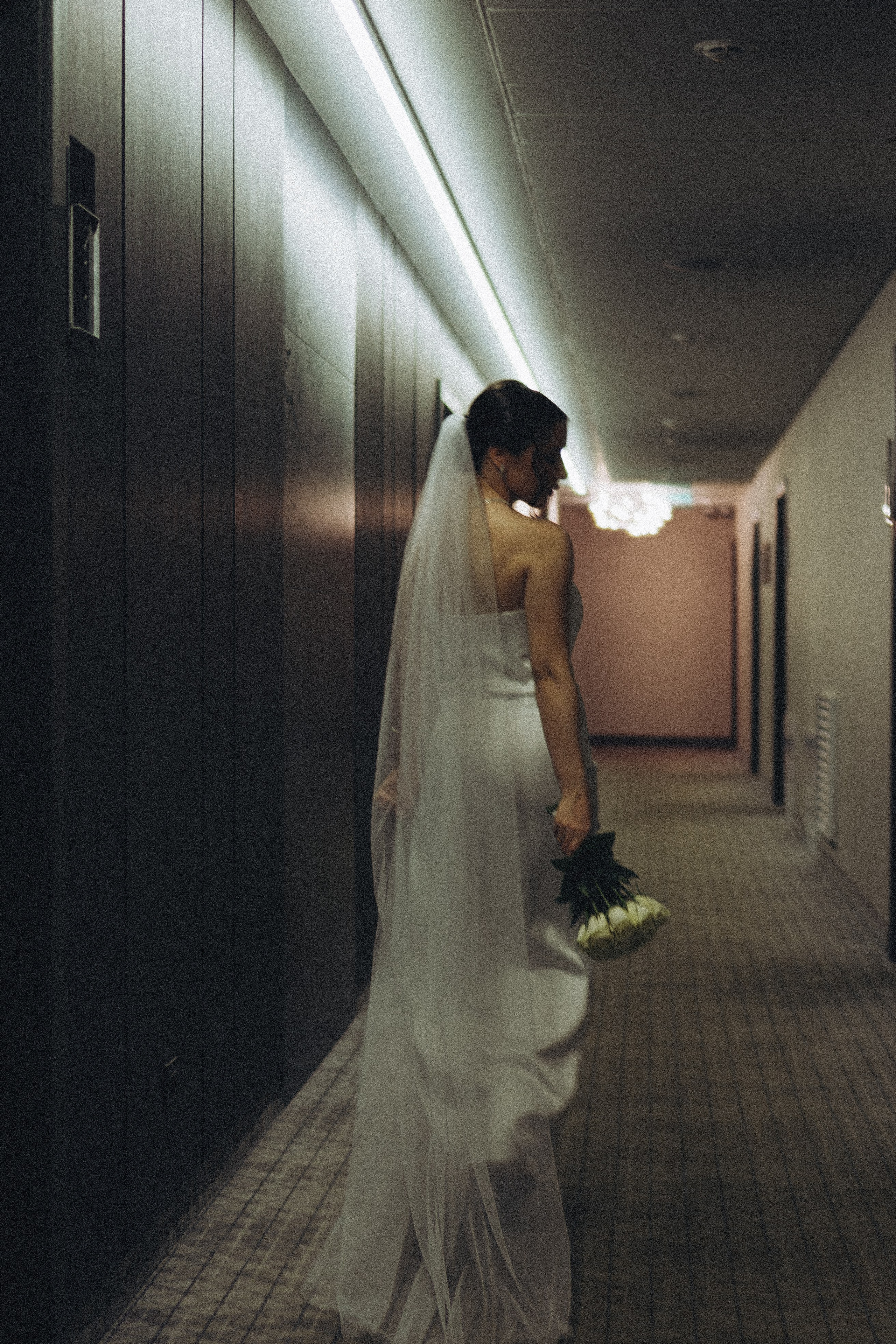 СВАДЕБНАЯ СЬЕМКА СБОРОВ ЖЕНИХА И НЕВЕСТЫ В ОТЕЛЕ И ТАКЖЕ ФОТОСЕССИИЯ В ОТЕЛЕЕ МЕГАПОЛИС БРЯНСК. Профессиональный фотограф, Санкт-Петербург — Виктория Богомолова