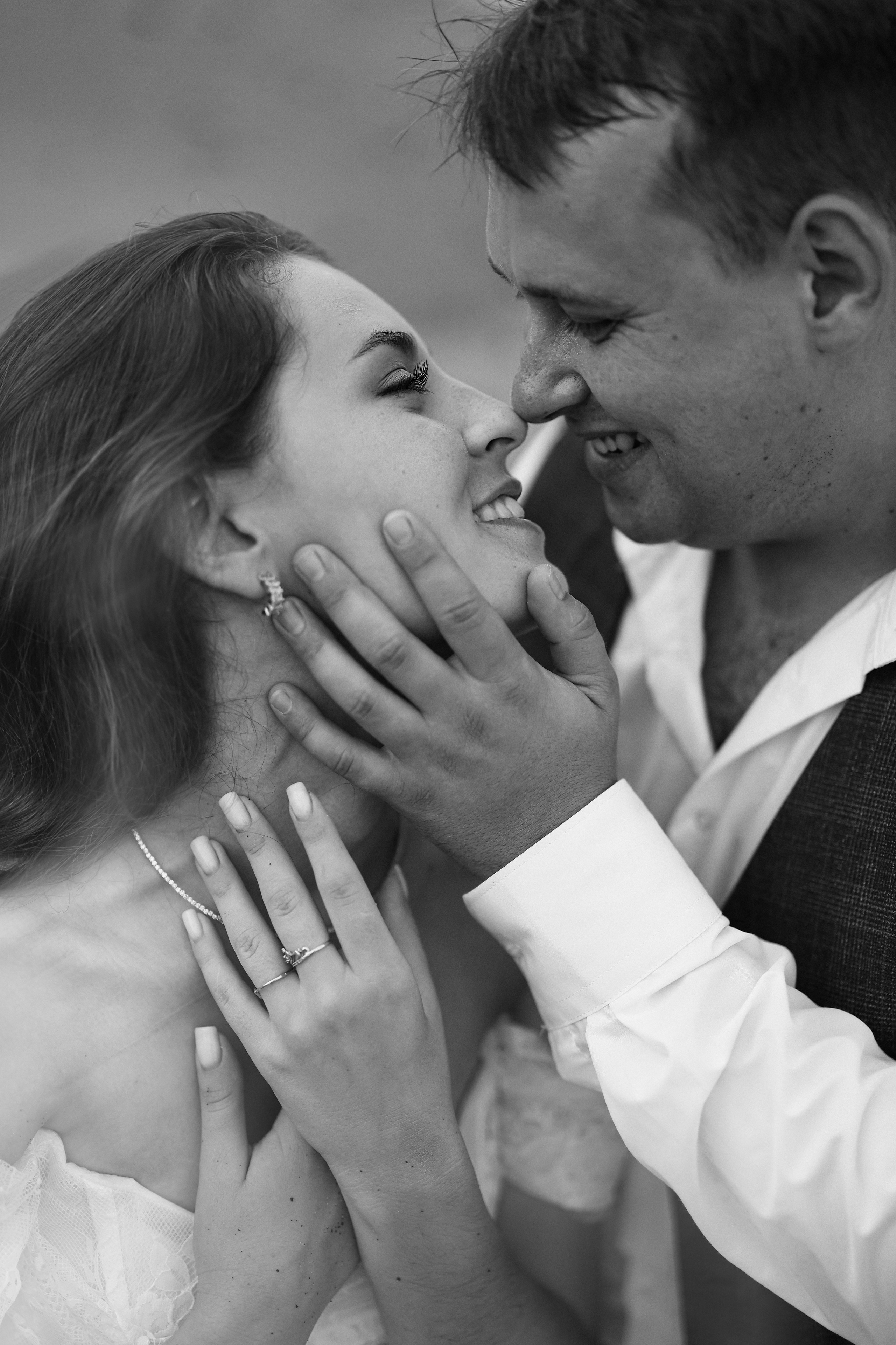 Свадебное Love — story на пляже Абхазии. Свадебный и семейный фотограф в Абхазии Жанна Соснина