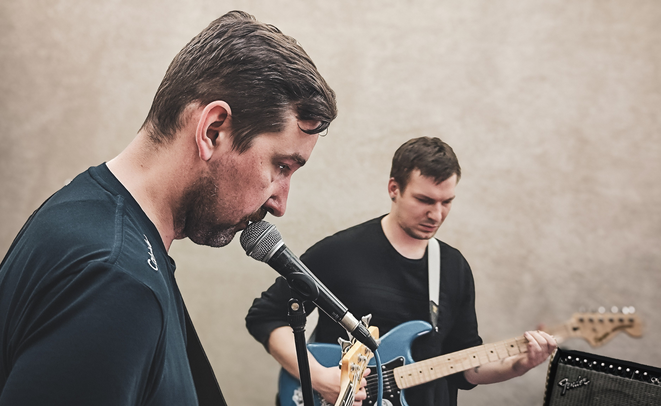 Репетиция рок-группы. Фотограф репортажей и стритфотосессий в Москве Людмила Смирнова