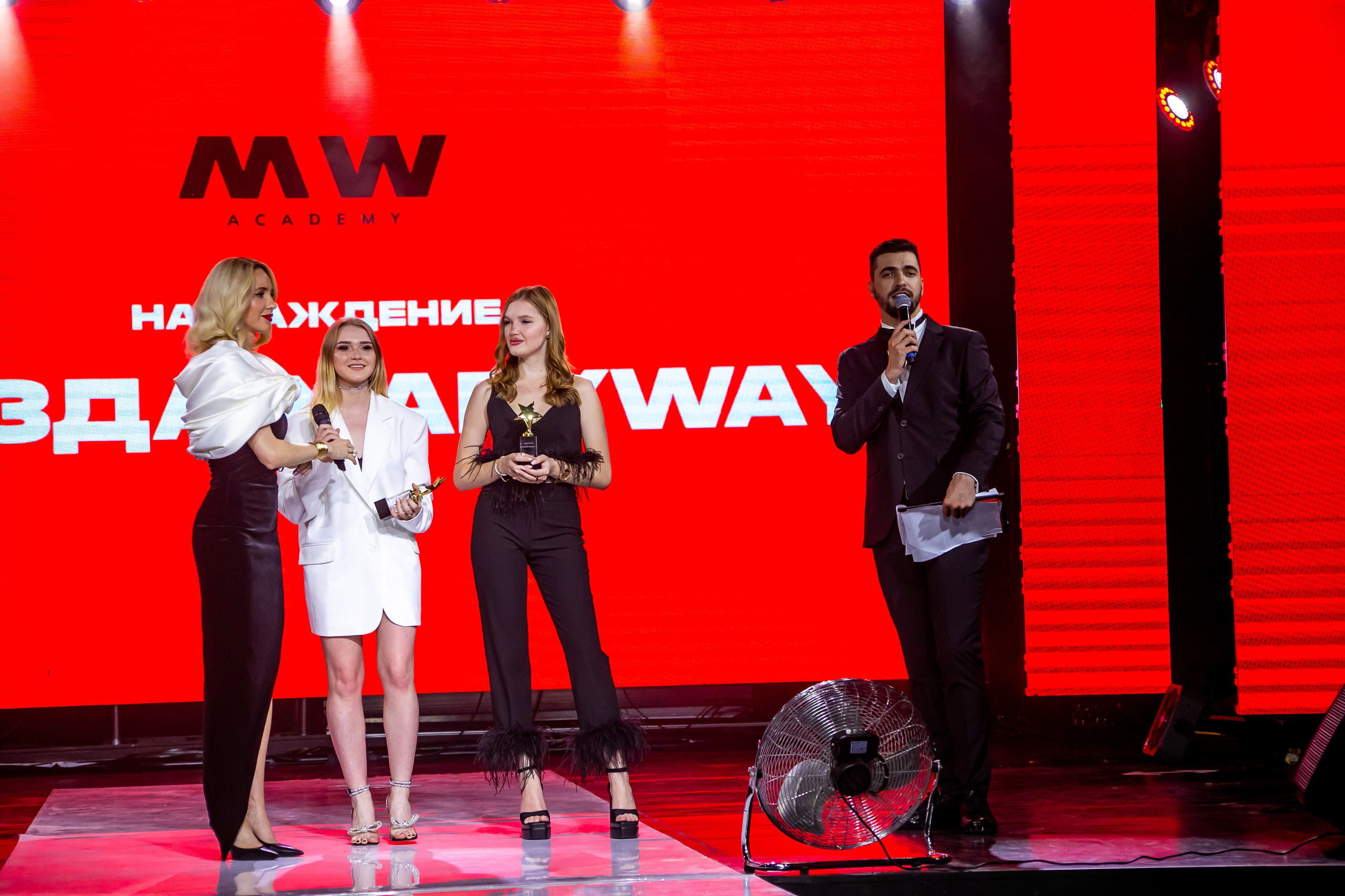 Презентация журнала Mary Way. Art photographer Nino