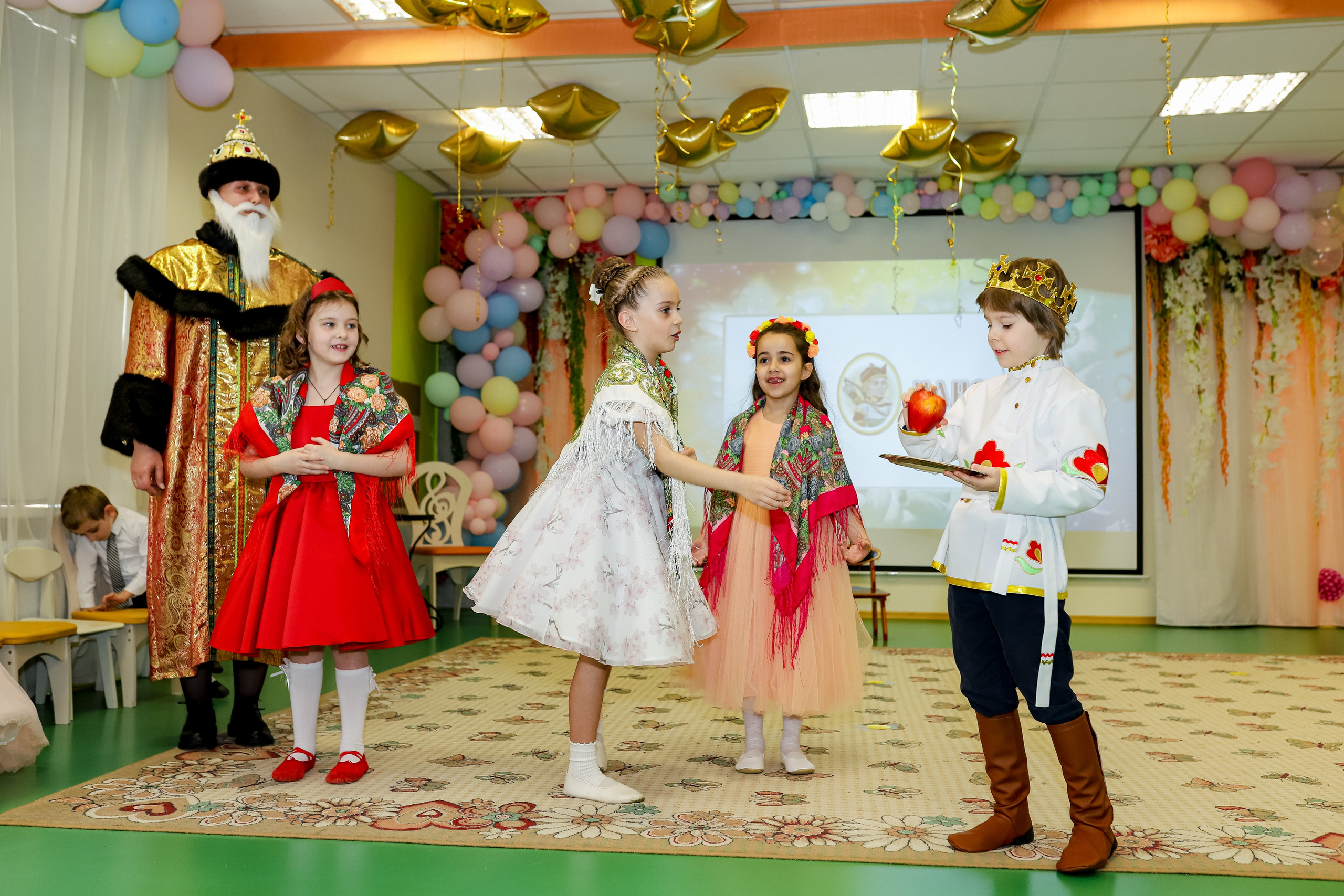 Съёмки праздников и выпускных в детских садиках и школах. Семейный и детский фотограф Эльвира Билибина