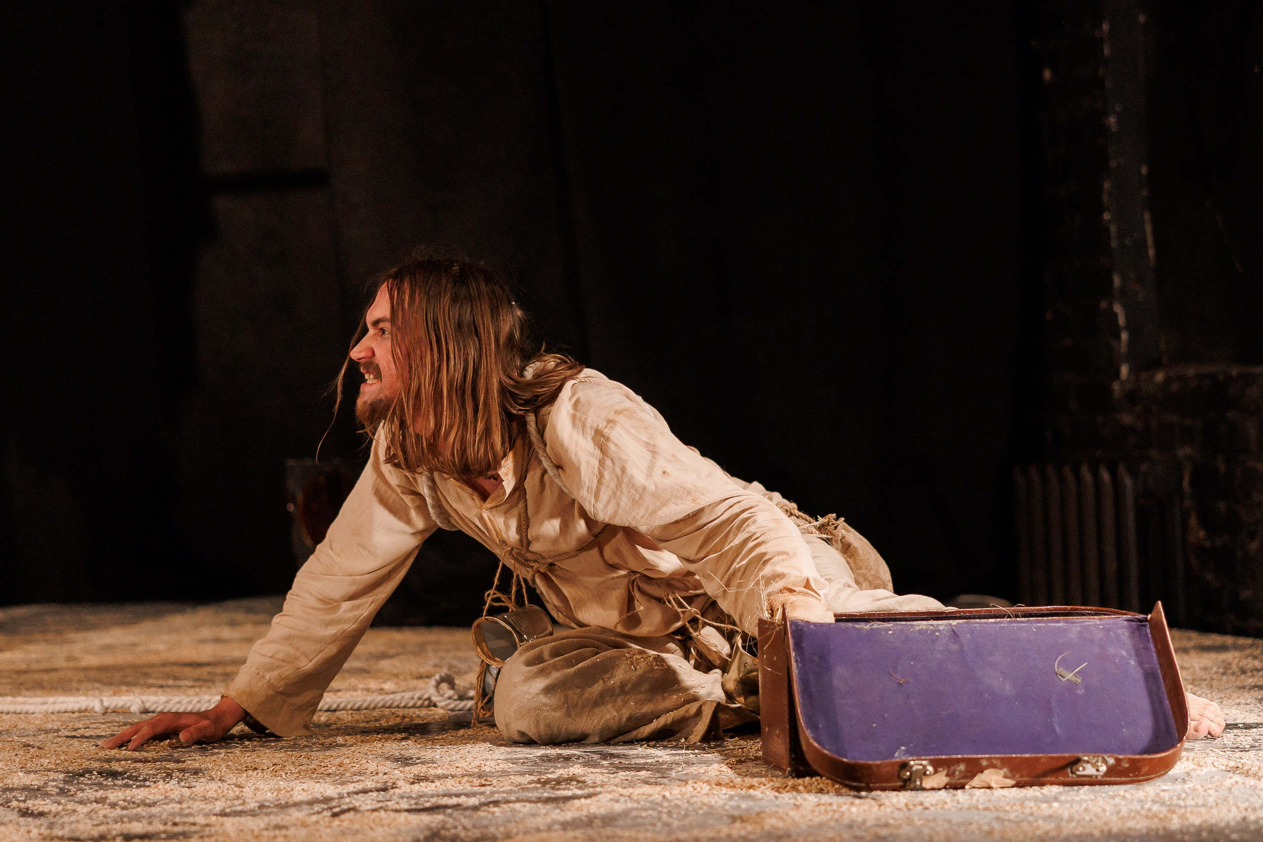 Спектакль «В ожидании Годо» от театра Д. Лица в СПб. Фотограф в Санкт-Петербурге — Сергей Петров