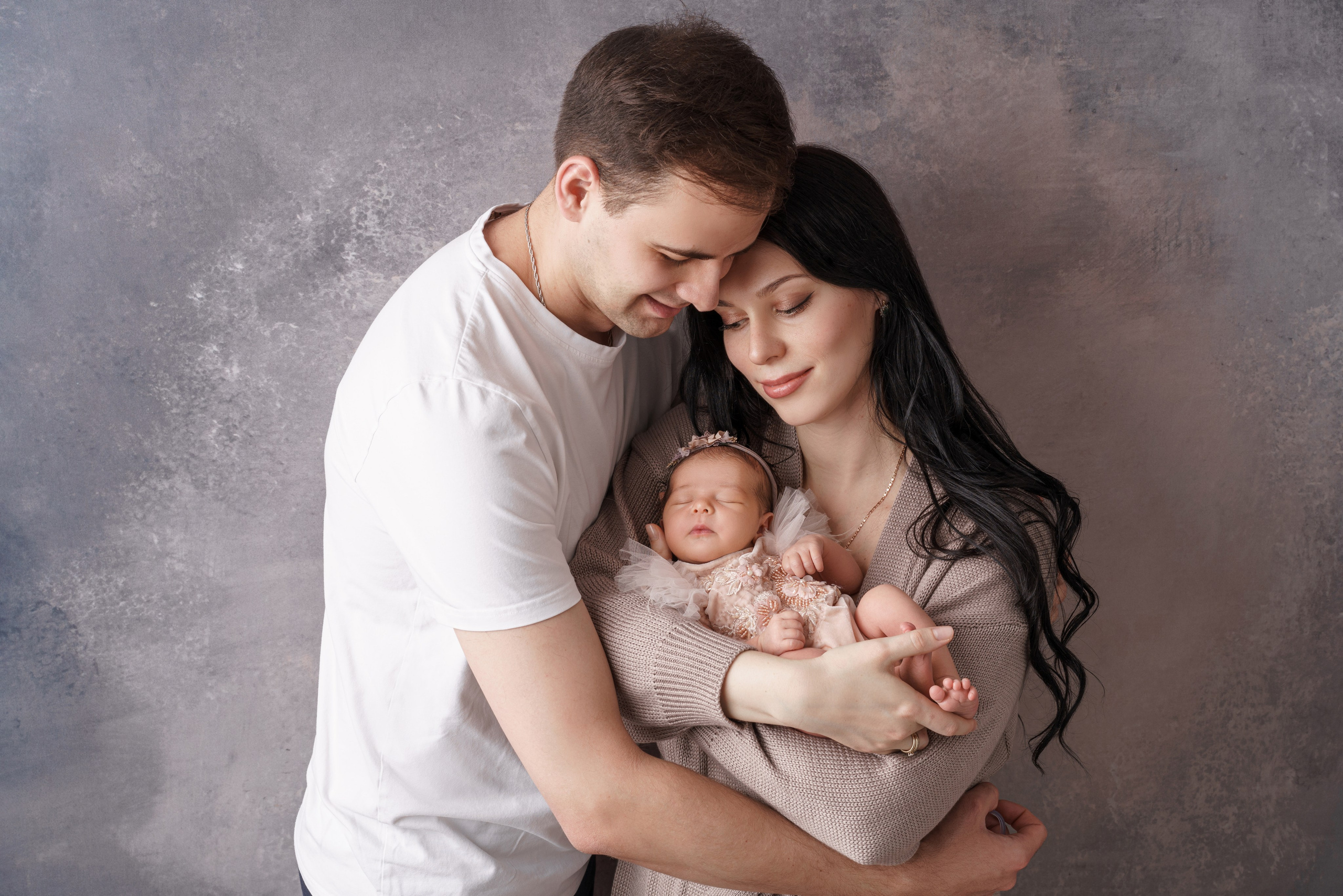 Семейные фотосессии с новорожденными | Трогательные кадры малышей и их близких в Москве и МО. Фотосессия новорожденных в Москве и Московской области | Профессиональный фотограф newborn — Татьяна Иванова