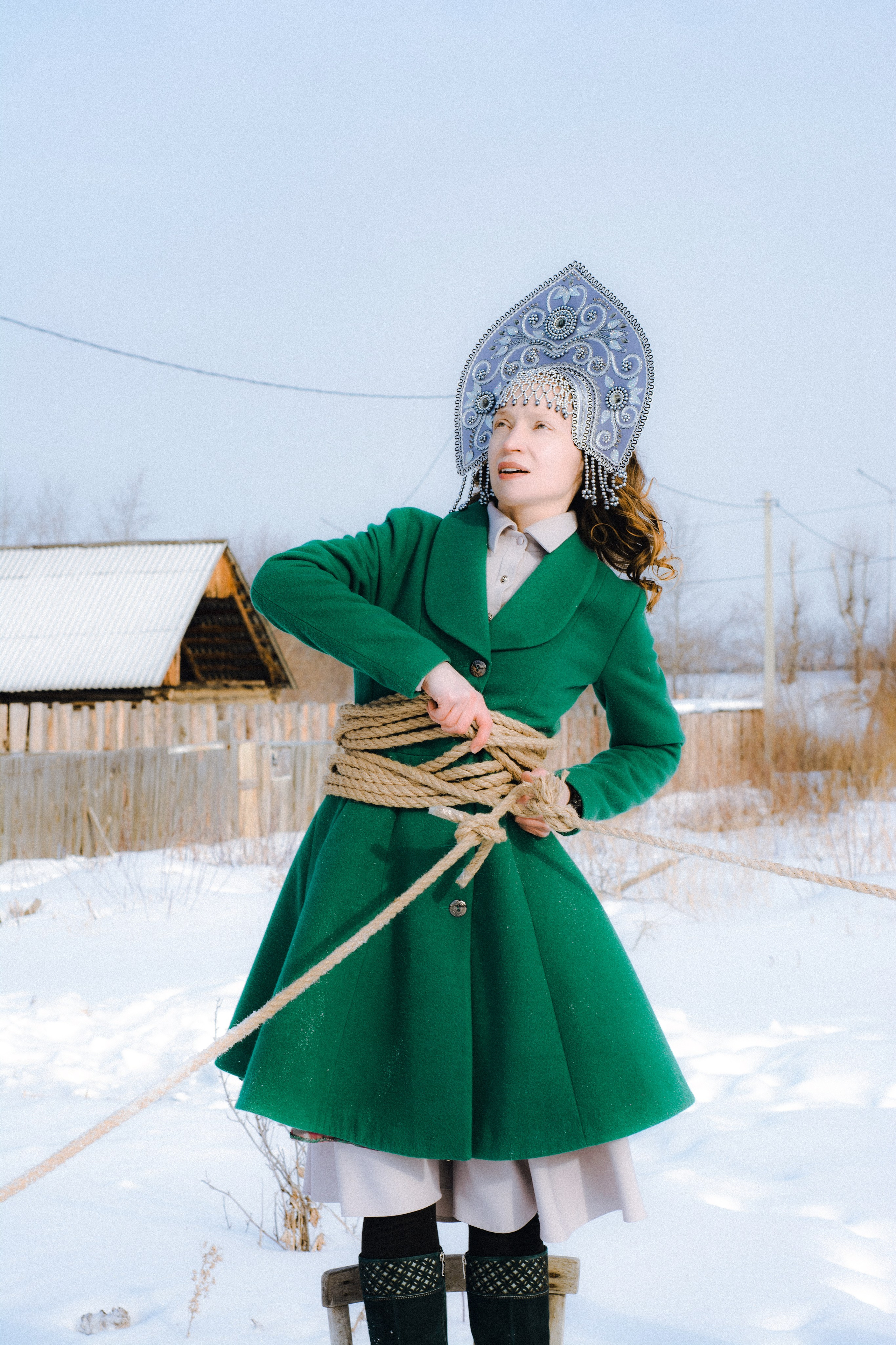 THE ROOT TETHER. Yulia Yurchevskaya | Art Director & Visual Visionary