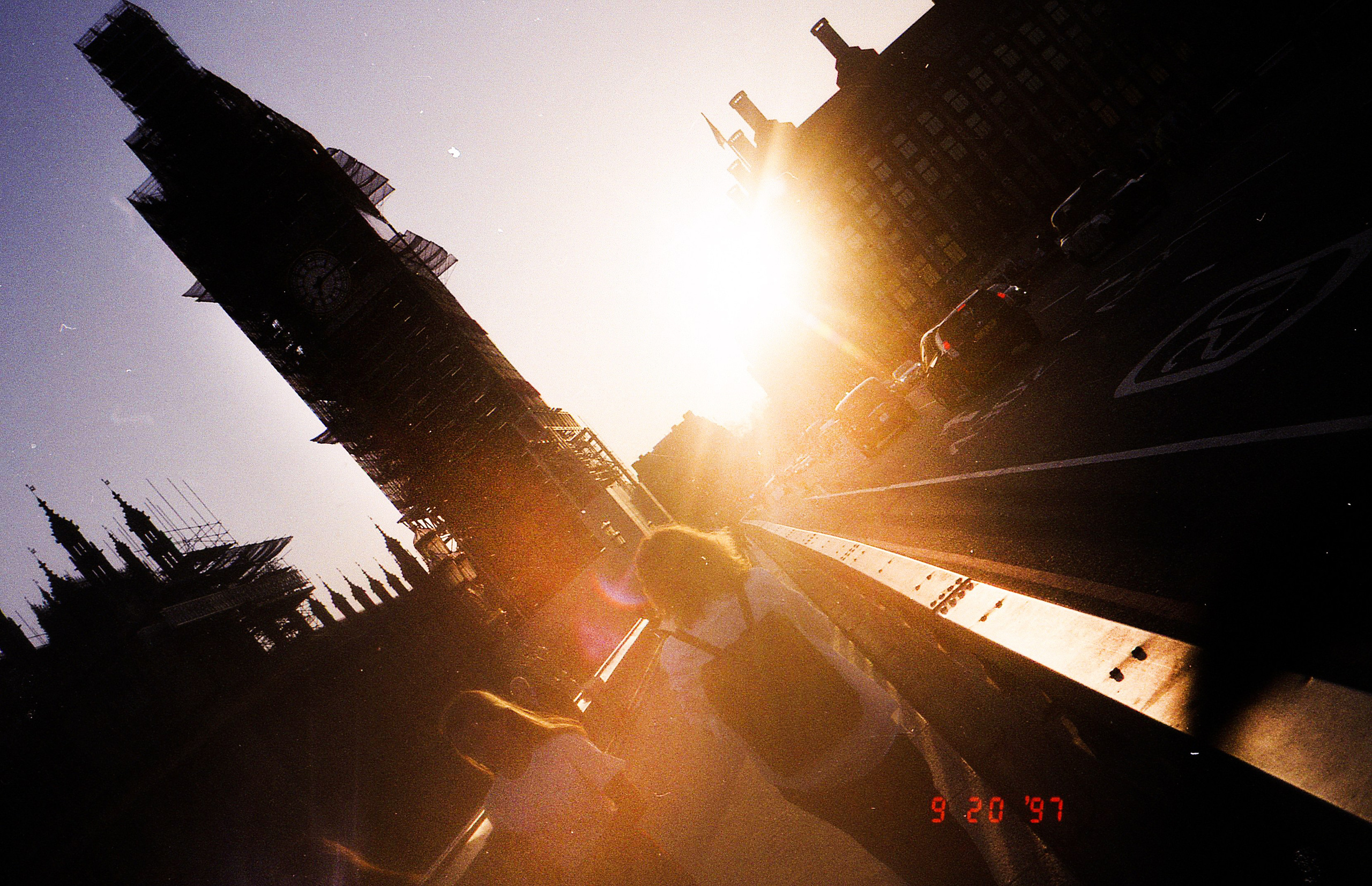 Analog London. Iraogo