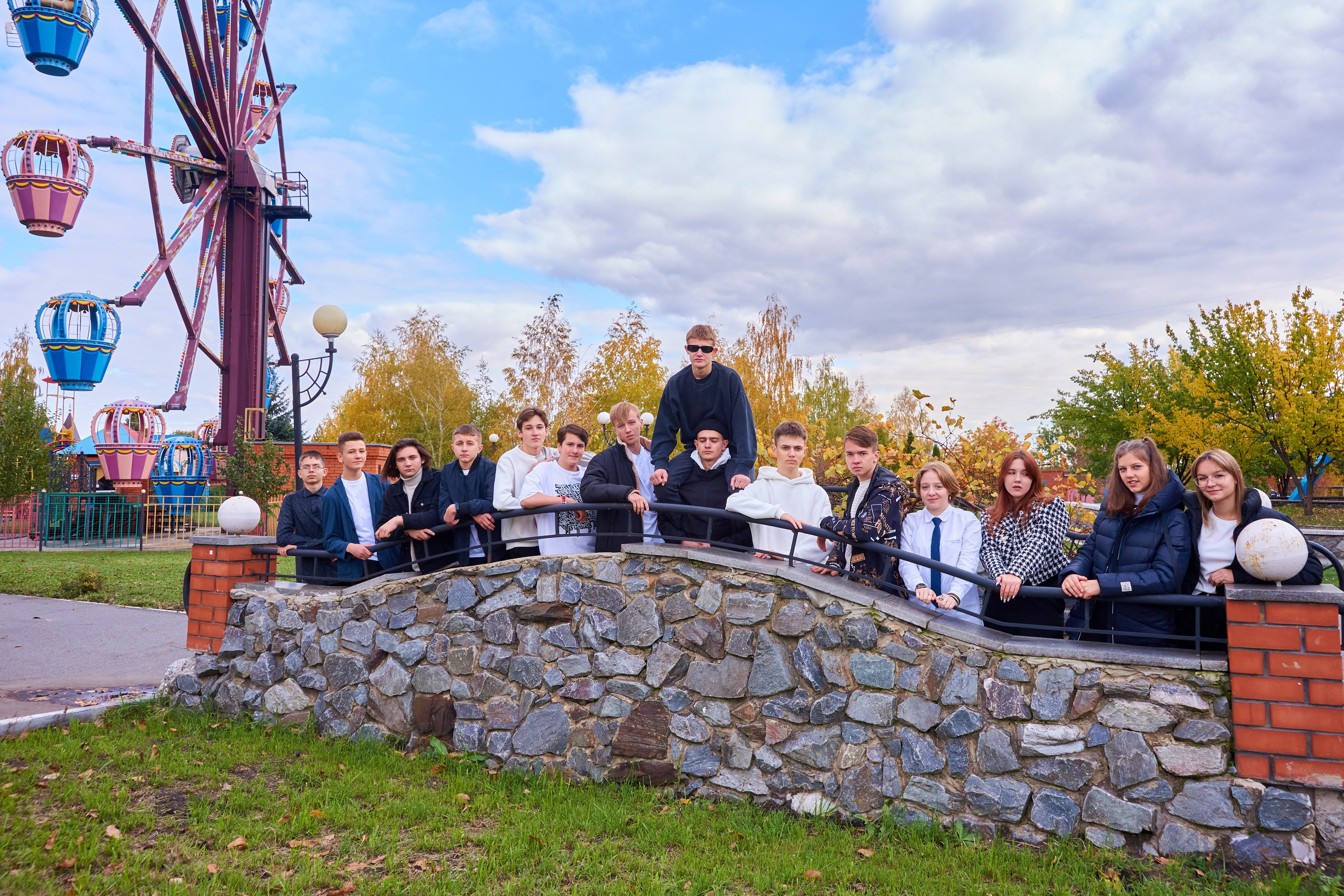 9 класс. Осень в парке. 2022. Childrenfoto.ru