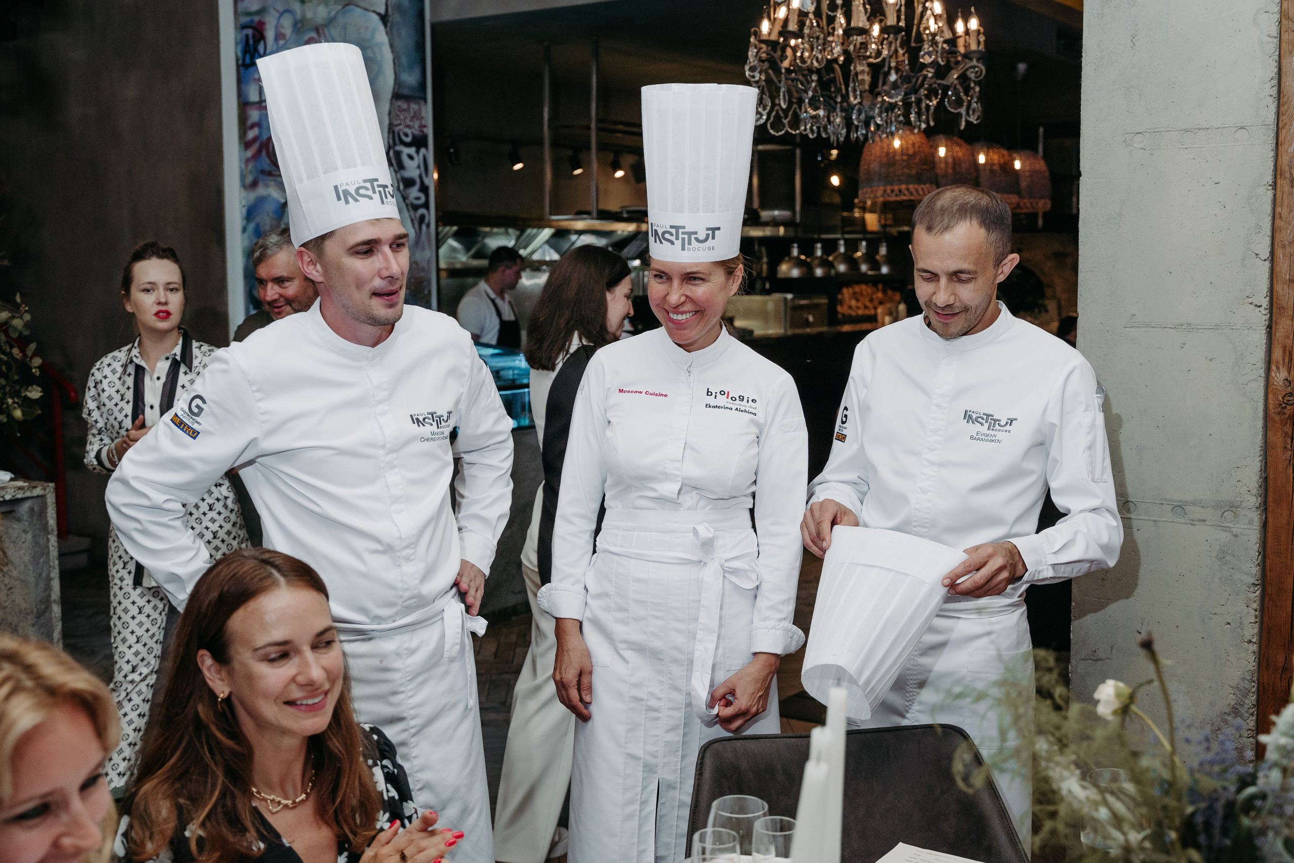 Открытый ужин с Mishlen Шеф Поварами. Репортажный и свадебный фотограф в Москве Рая Небогатова