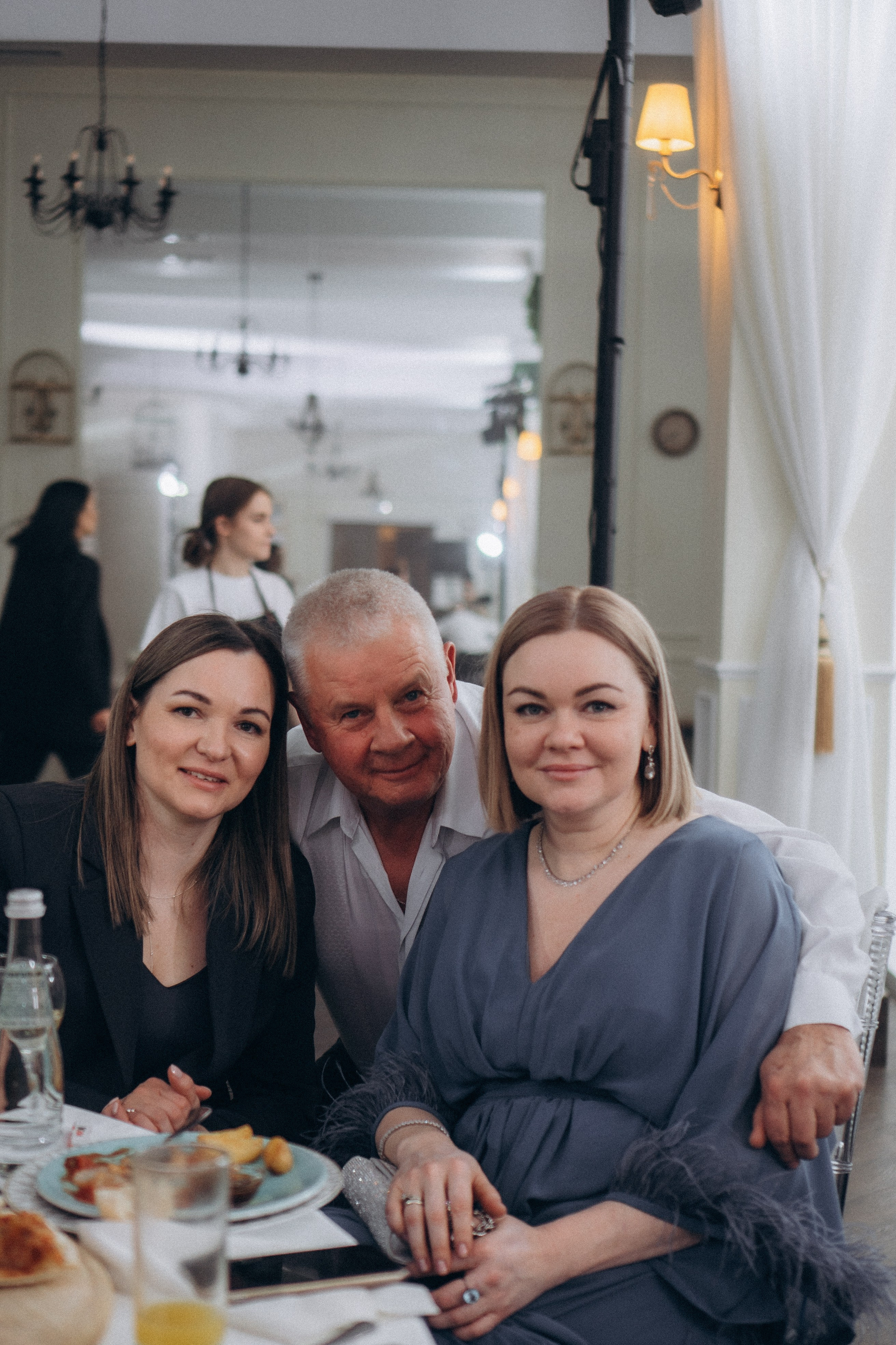 СЬЕМКА СВАДЕБНОГО БАНКЕТА (СНЯТО В СИБИРЕ В НИЖНЕВАРТОВСКЕ). Профессиональный фотограф, Санкт-Петербург — Виктория Богомолова