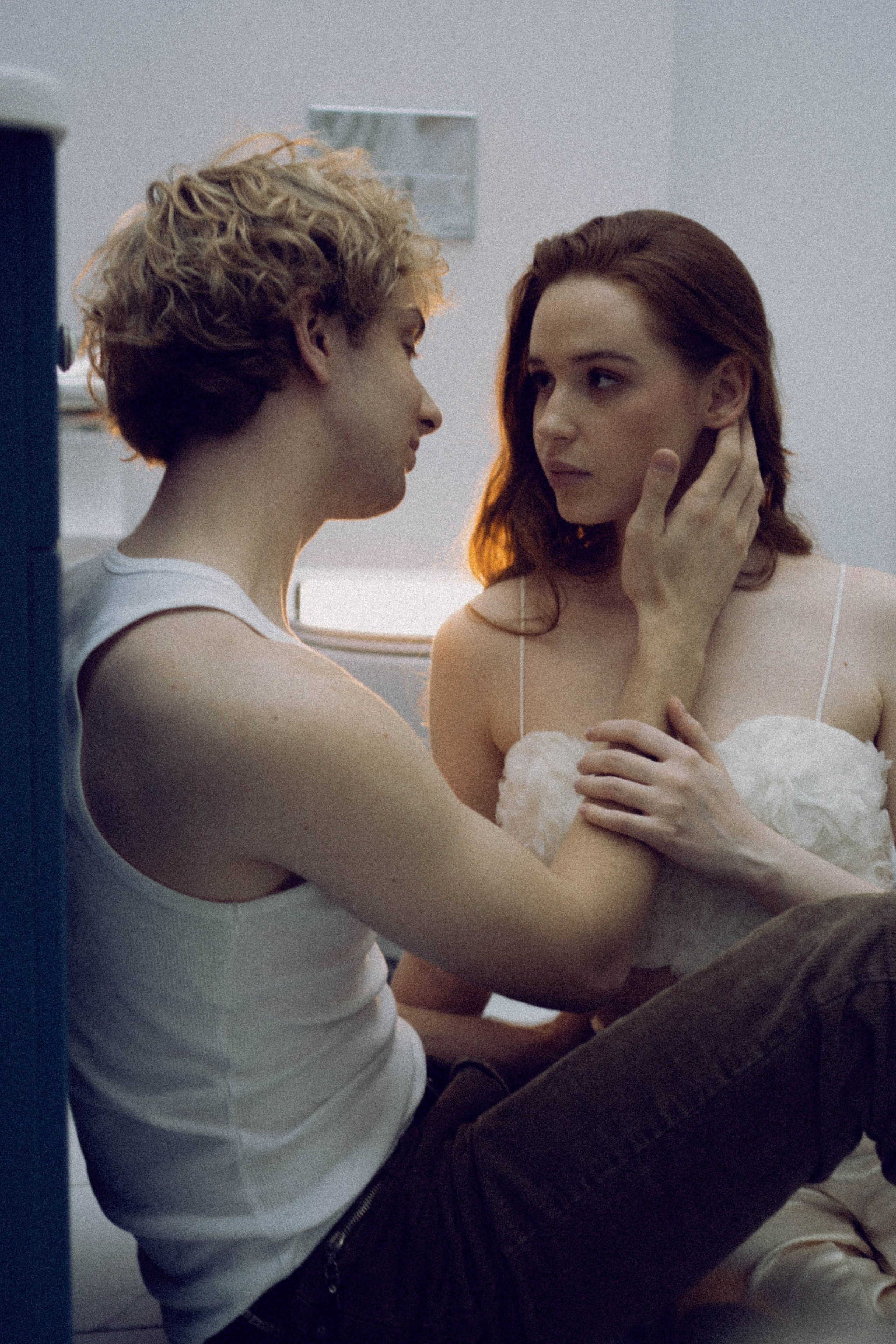 СВАДЕБНАЯ СЬЕМКА В ОТЕЛЕ. СБОРЫ ЖЕНИХА И НЕВЕСТЫ И ТАКЖЕ ТОР И ПОДГОТОВКА К ПРОГУЛКЕ. Профессиональный фотограф, Санкт-Петербург — Виктория Богомолова