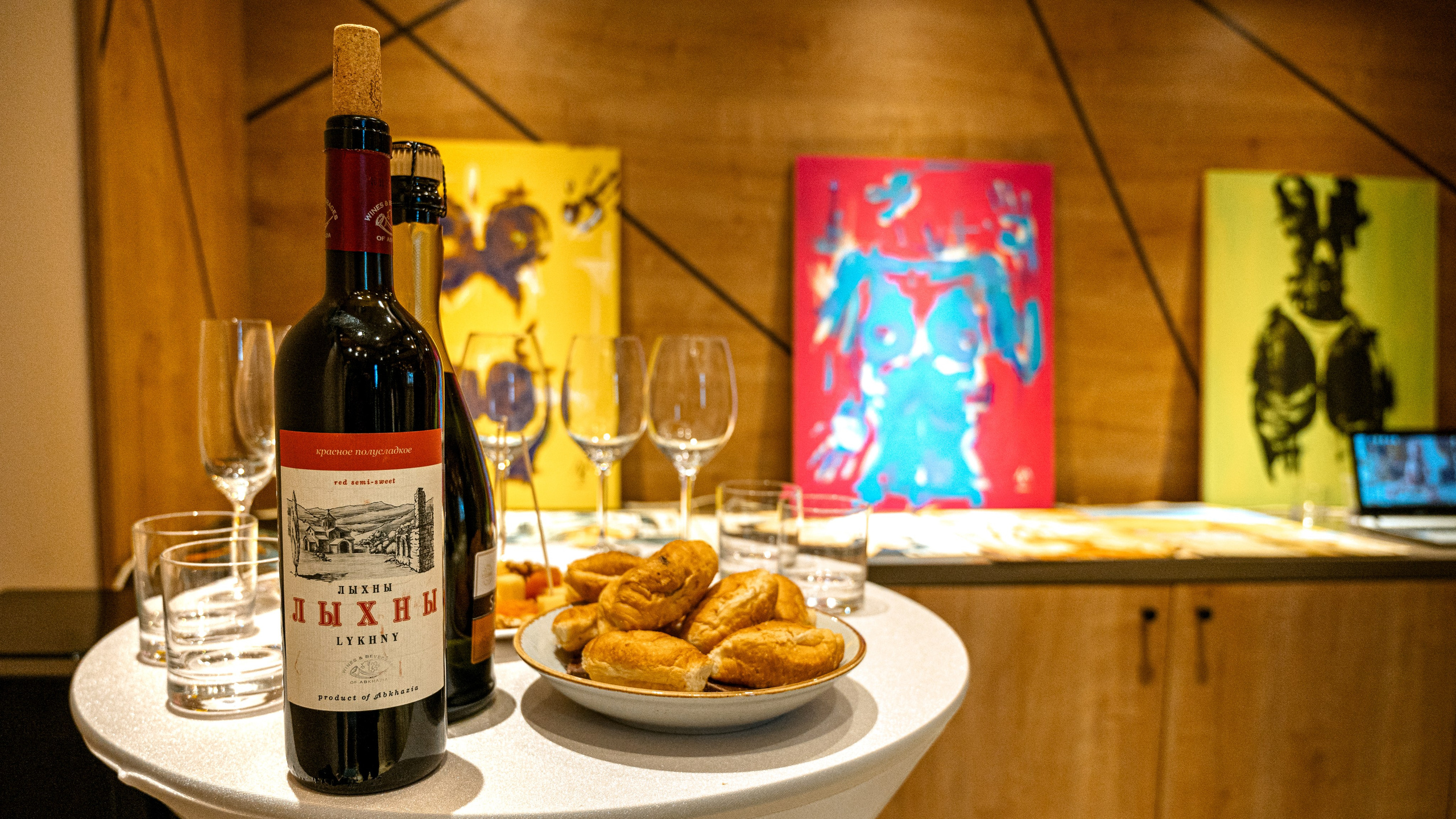 Рисуем телом, Карим COSMOS. Фотограф Нижний Новгород