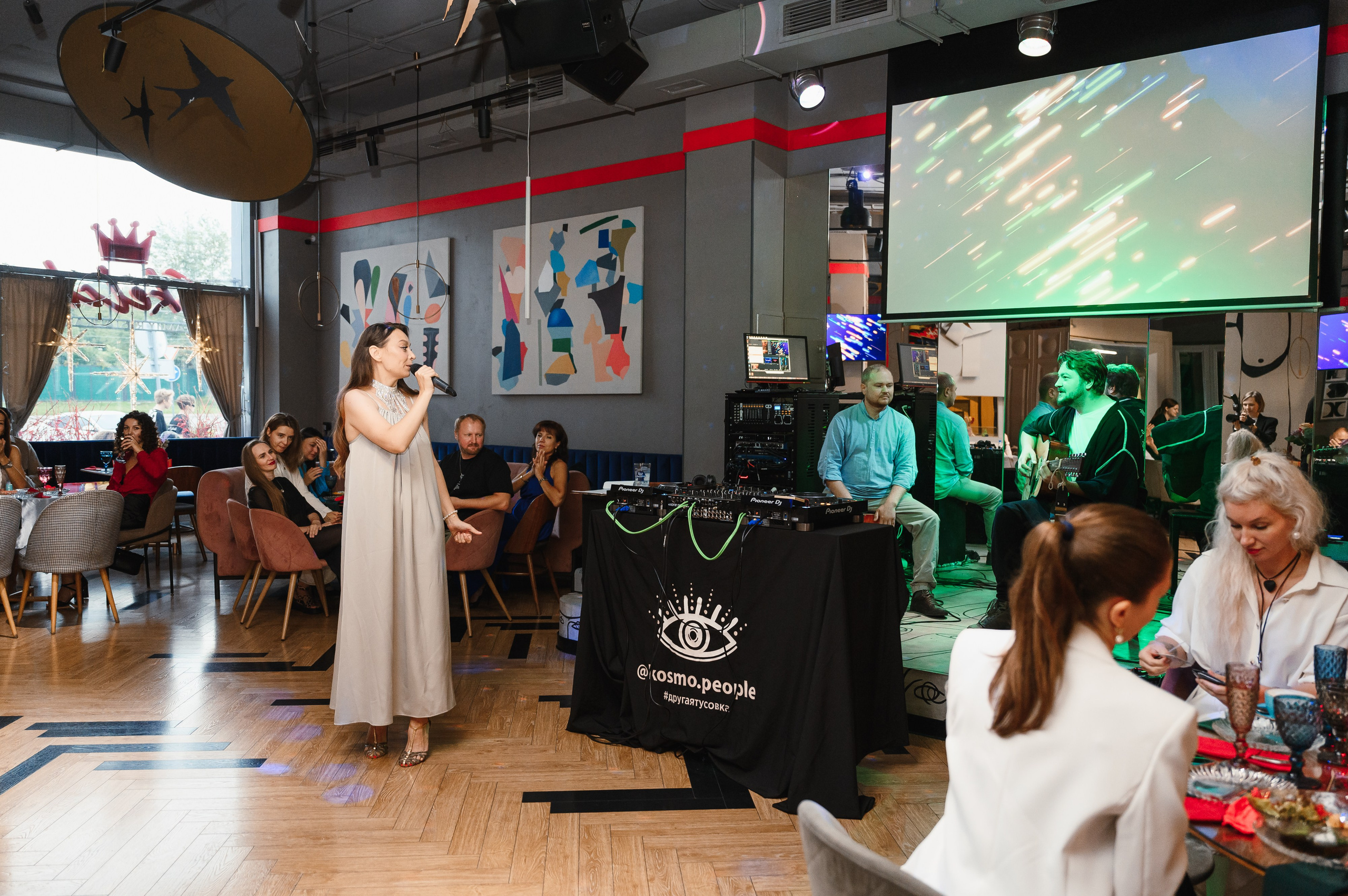 День рождения в формате выступления. Wedding and family photographer USA