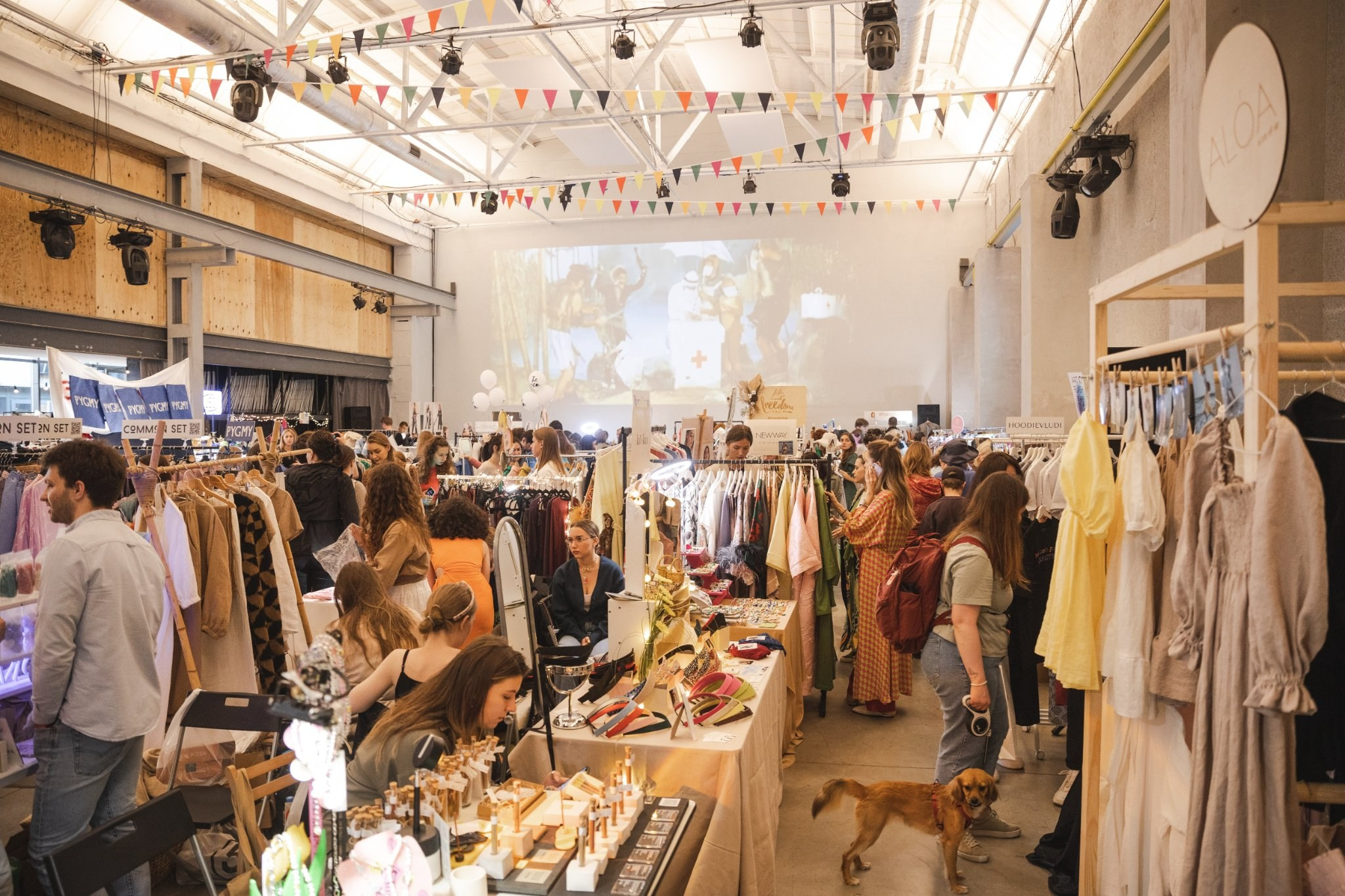 4–5 июня 2022 POP-UP в ДК Рассвет / Фото Иван Гущин. Фотоотчеты «Ламбада-маркета»