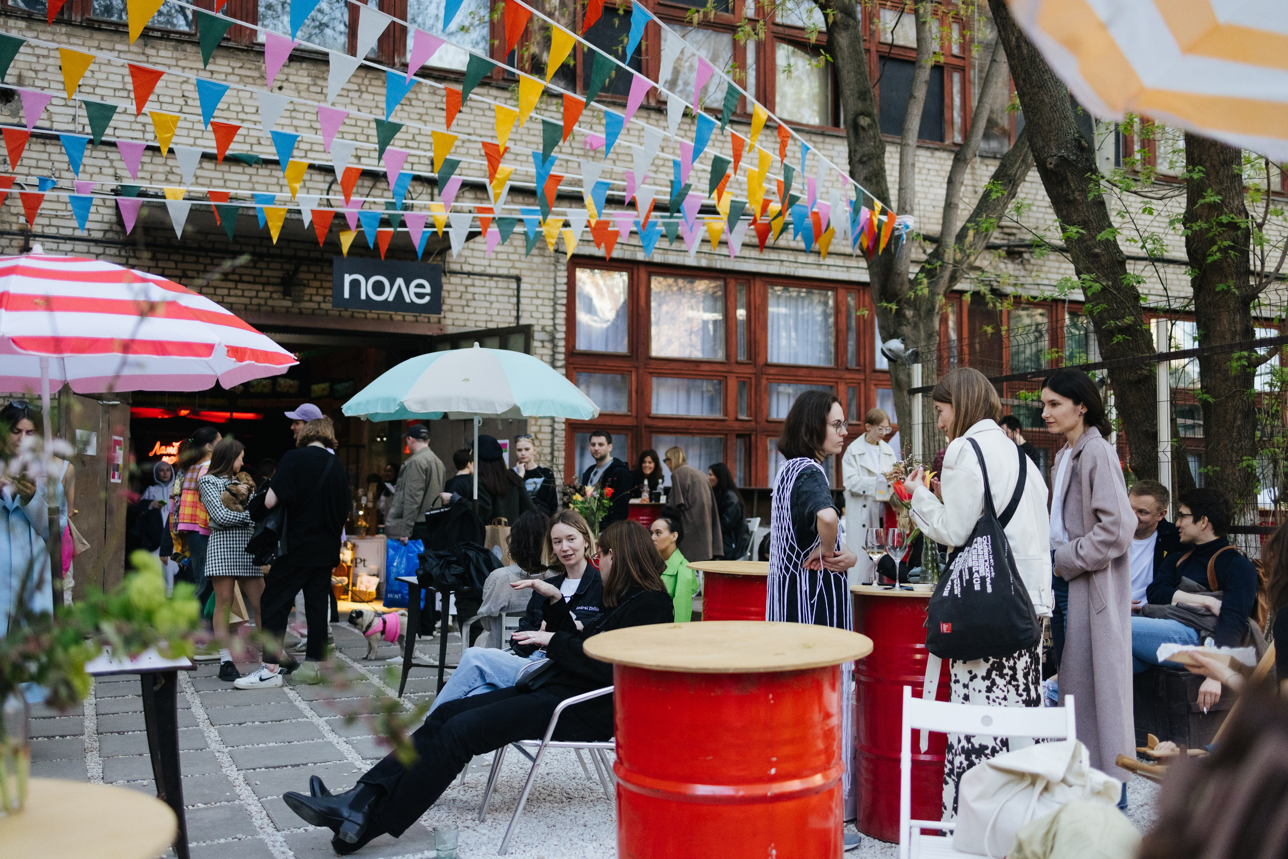 22–23 апреля 2023 в пространстве «Поле». Фотоотчеты «Ламбада-маркета»