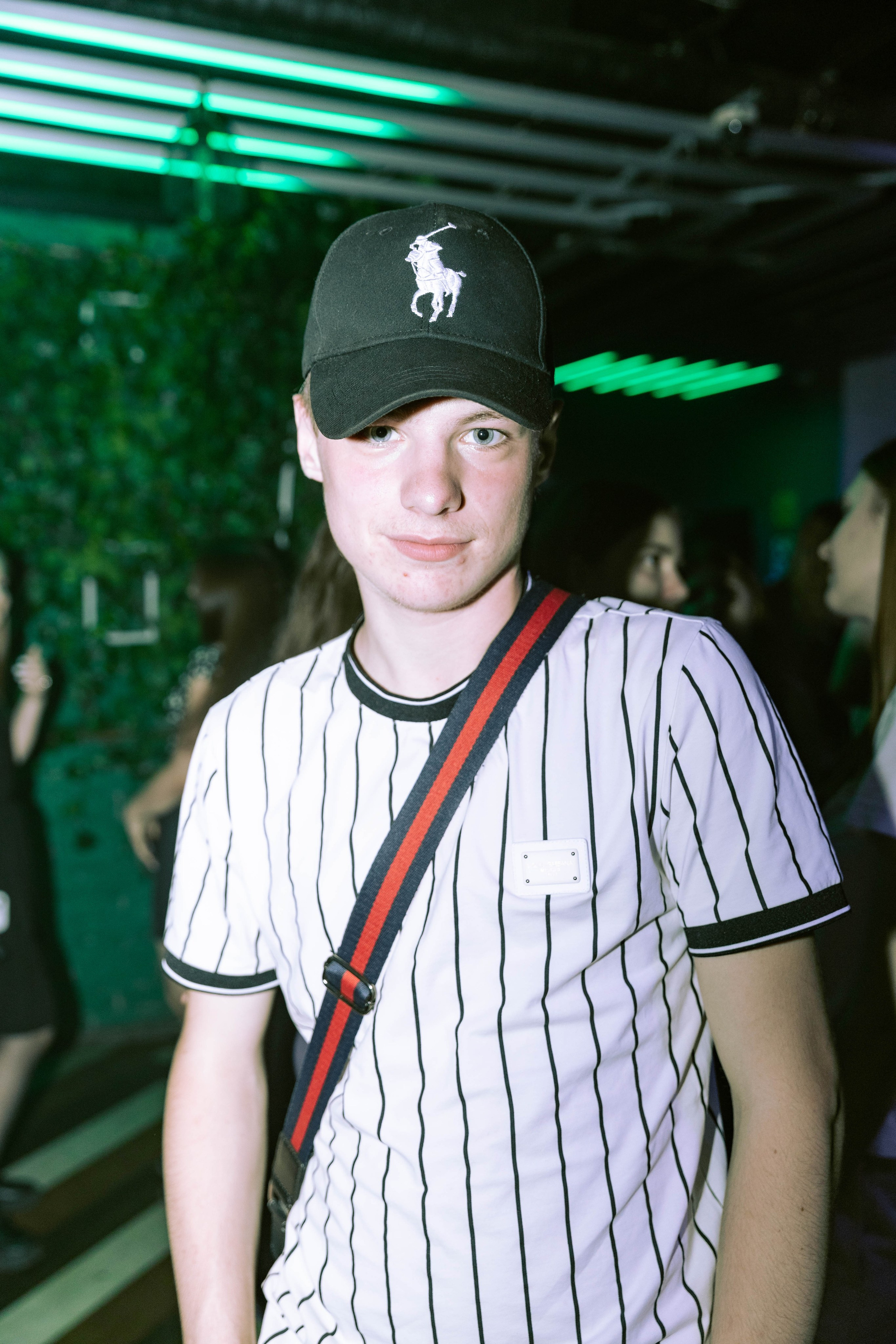 Mishka-bar 2. _Carpe diem_