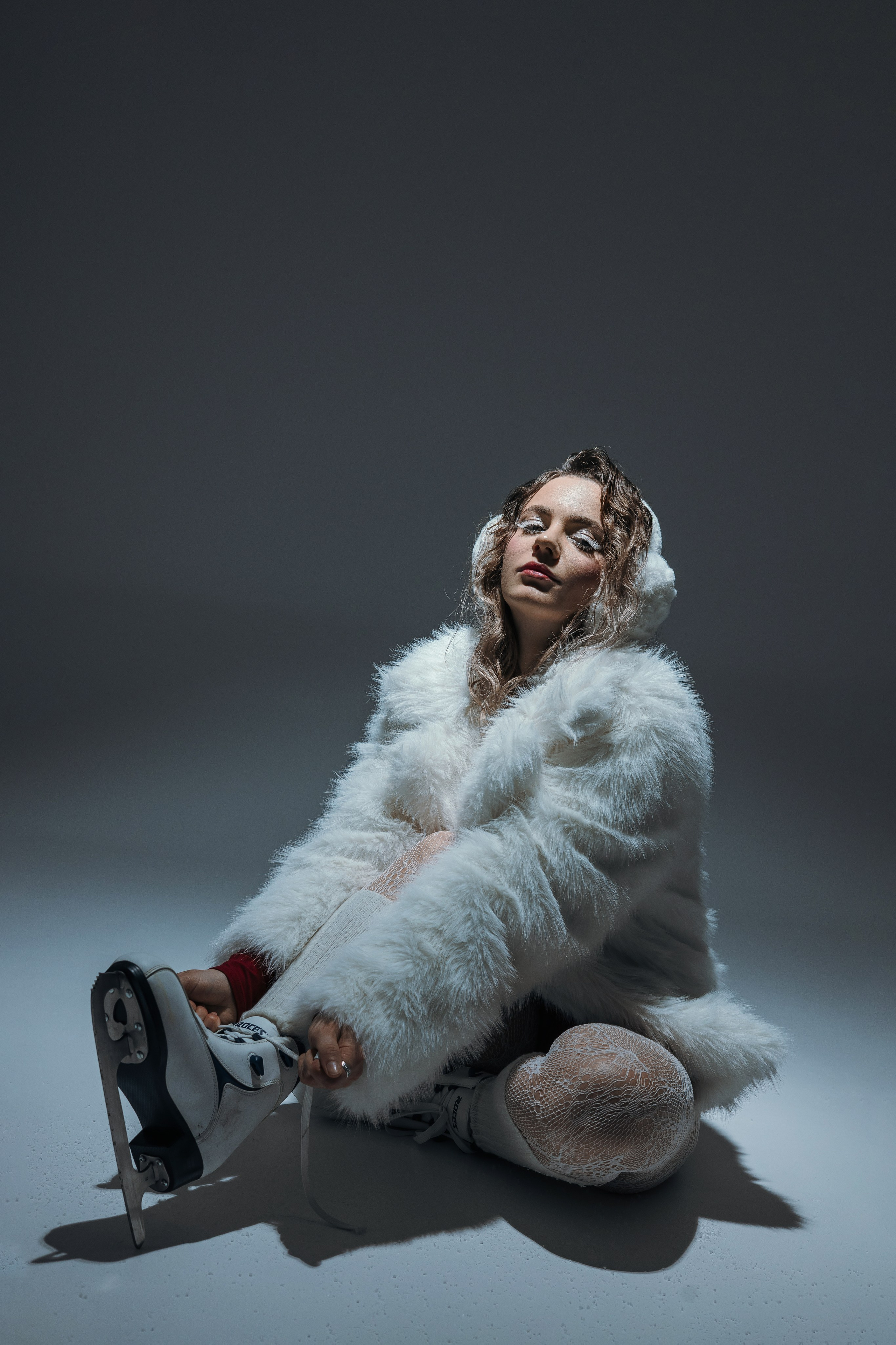 В студии. Асель Мурзина фотограф Казань