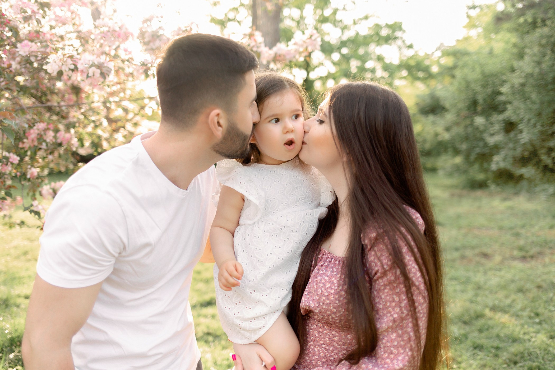 Руслан, Дарина и Илона. Семейный, репортажный, свадебный фотограф в Краснодаре Артур Александрин