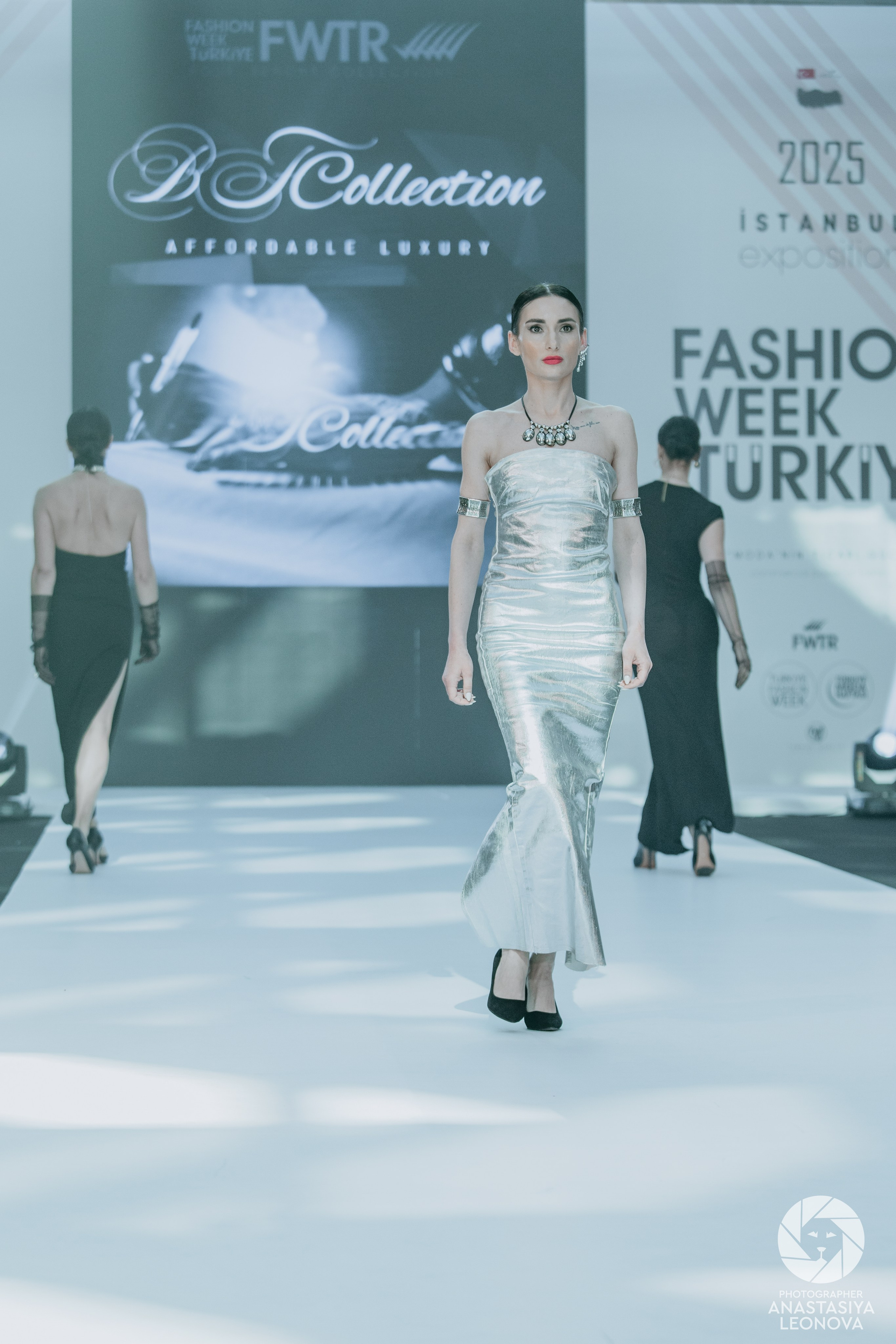 Fashion Week Türkiye [spring, 2025]. Anastasia Leonowa