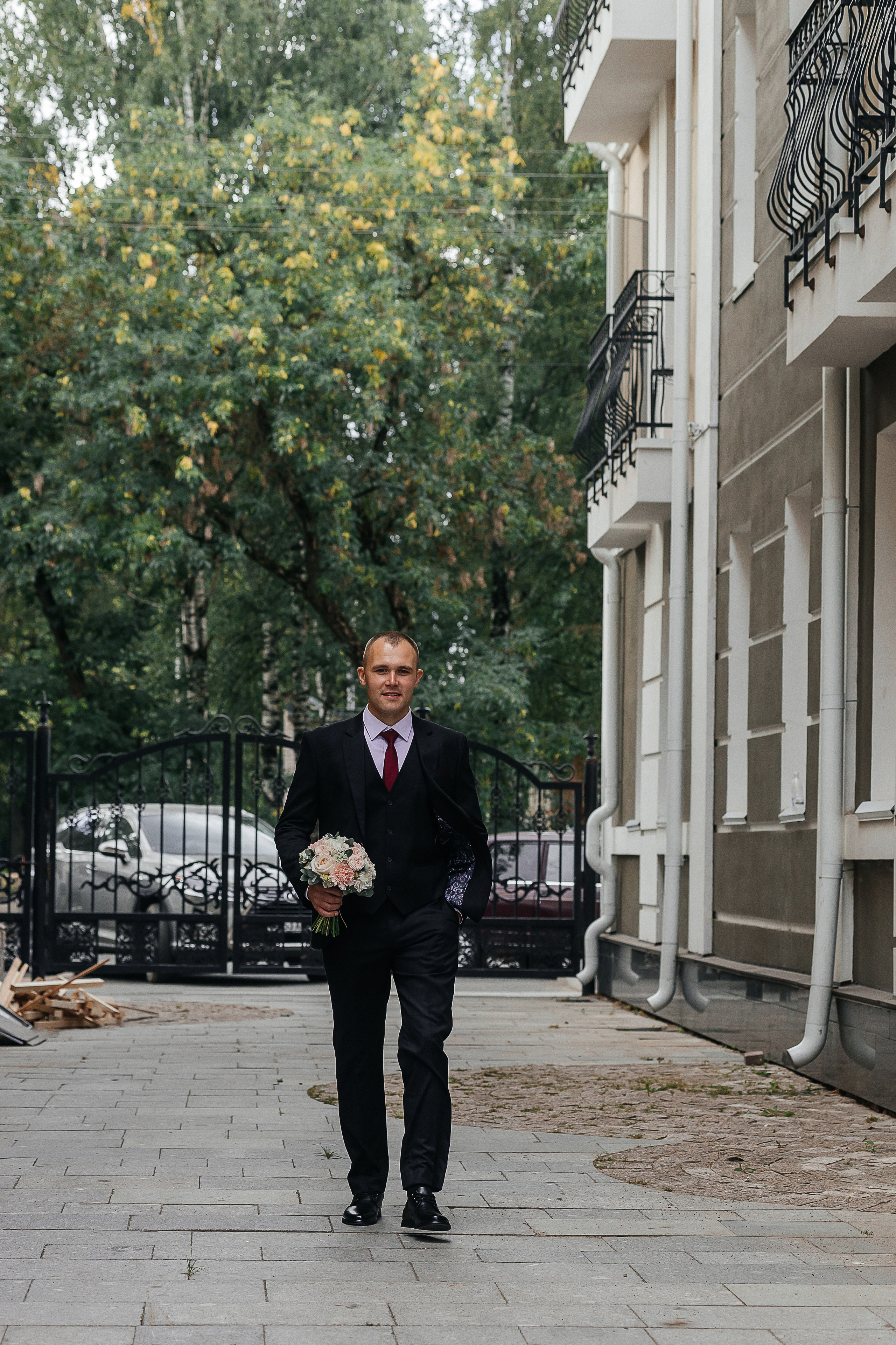 Волшебное утро невесты в номере отеля. Олег Сверчков | Свадебный фотограф Вологда