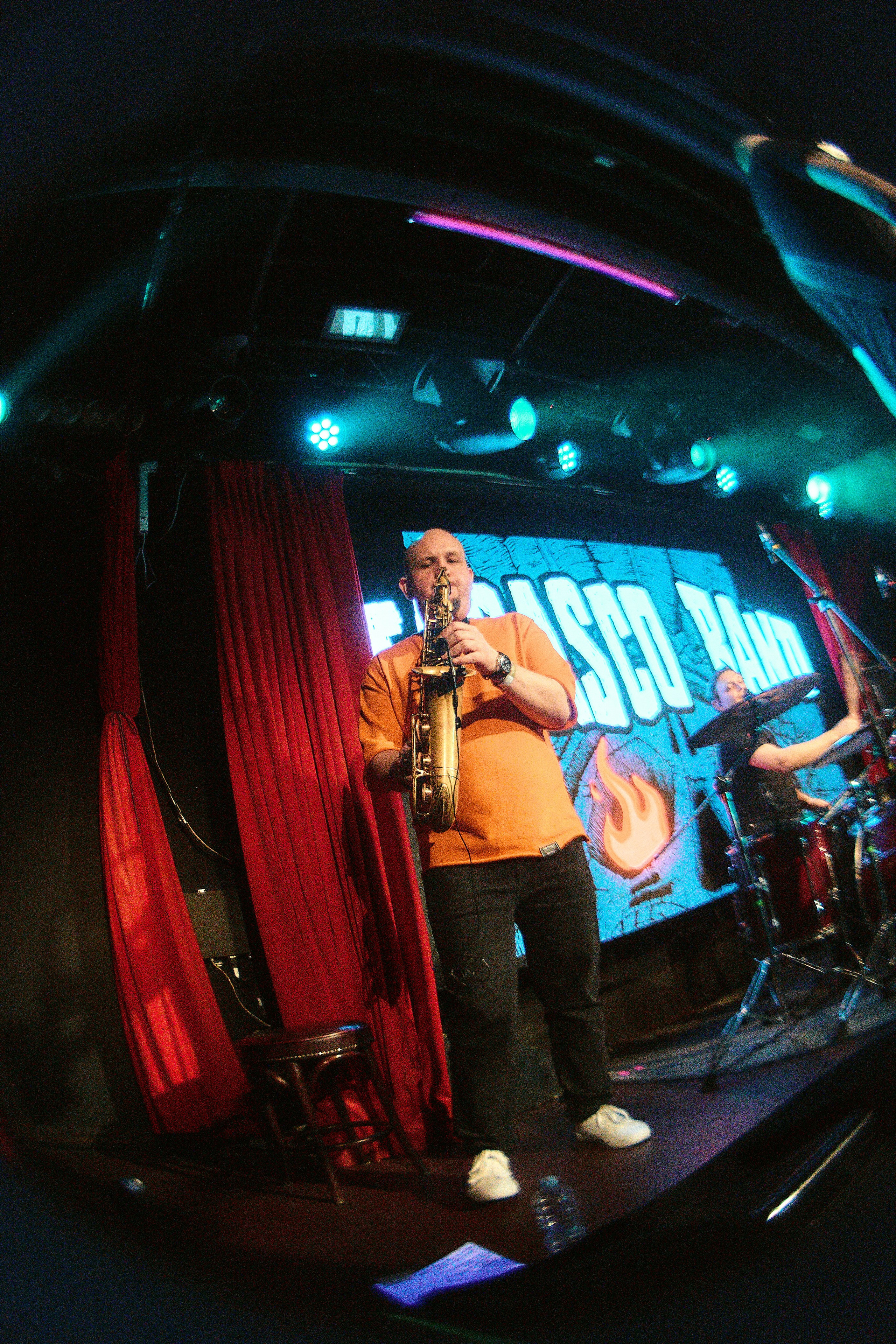 ТАБАСКО БЭНД — 16 ТОНН. Фотография для артистов