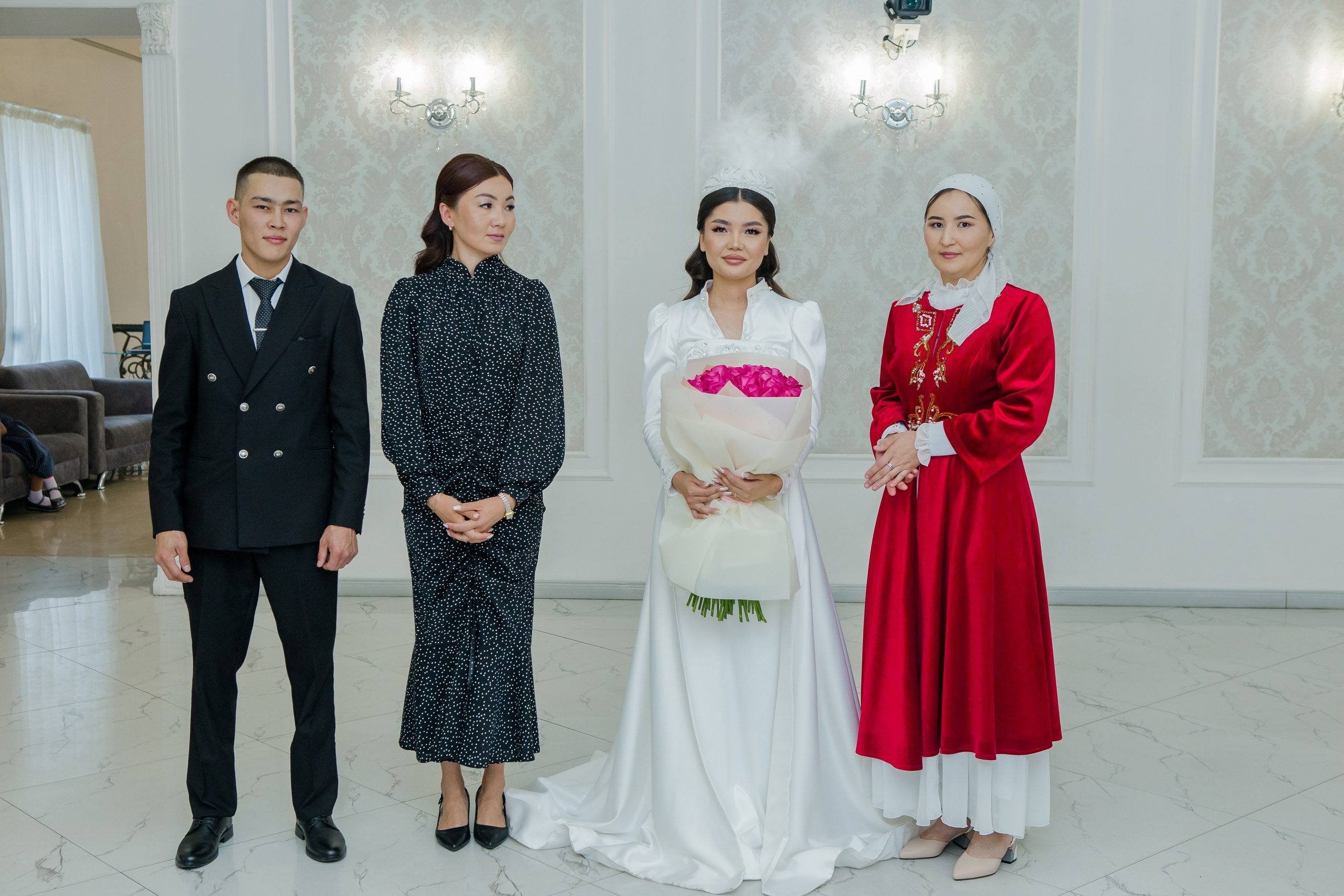 QYZ UZATU ZHADYRA. Свадебный и репортажный фотограф в Астане T.Yertay «Nomad media»
