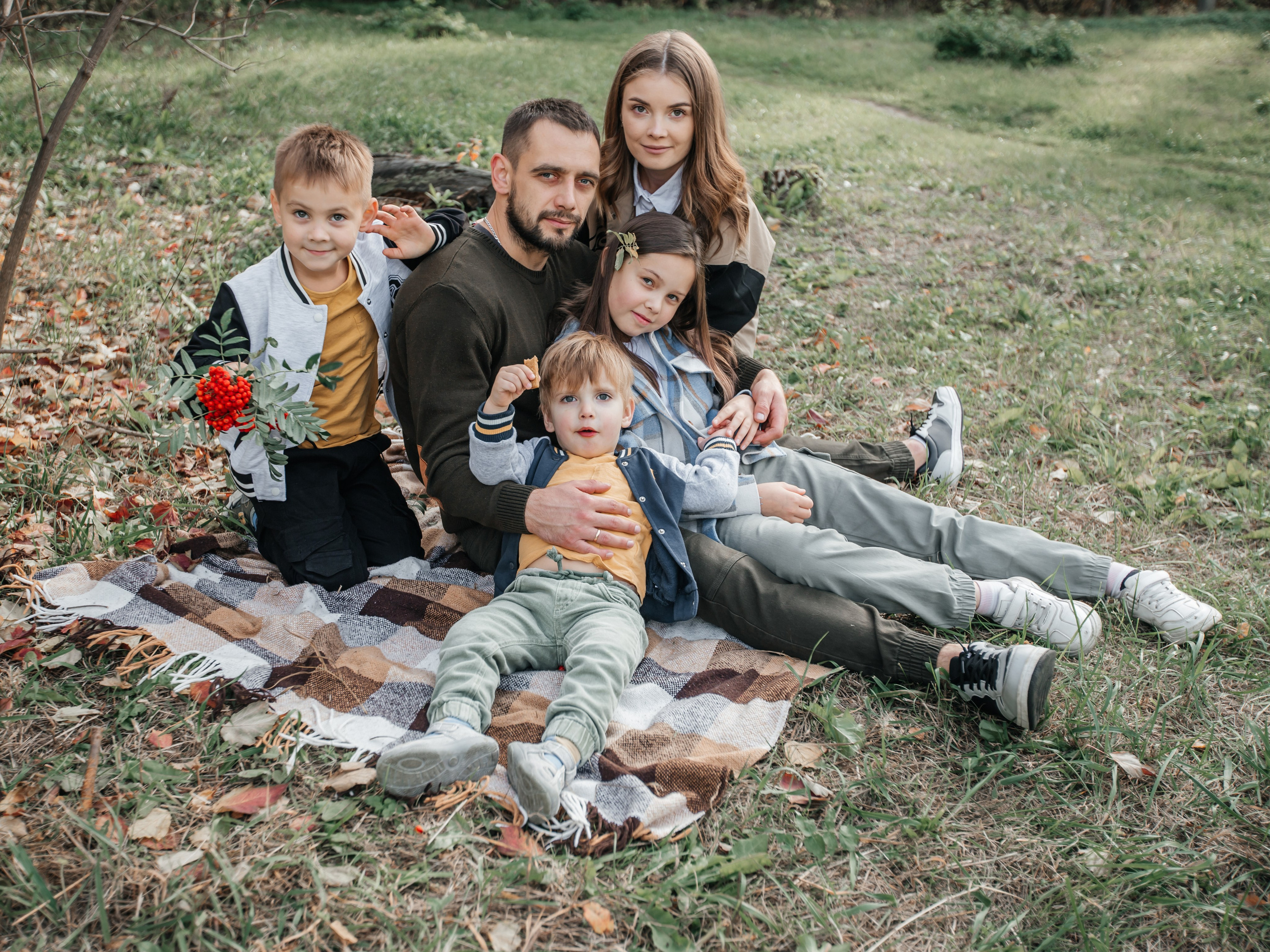 Максим Настя Валерия Юра и Матвей. Семейный и детский фотограф в  г. Екатеринбурге Холодова Юлия