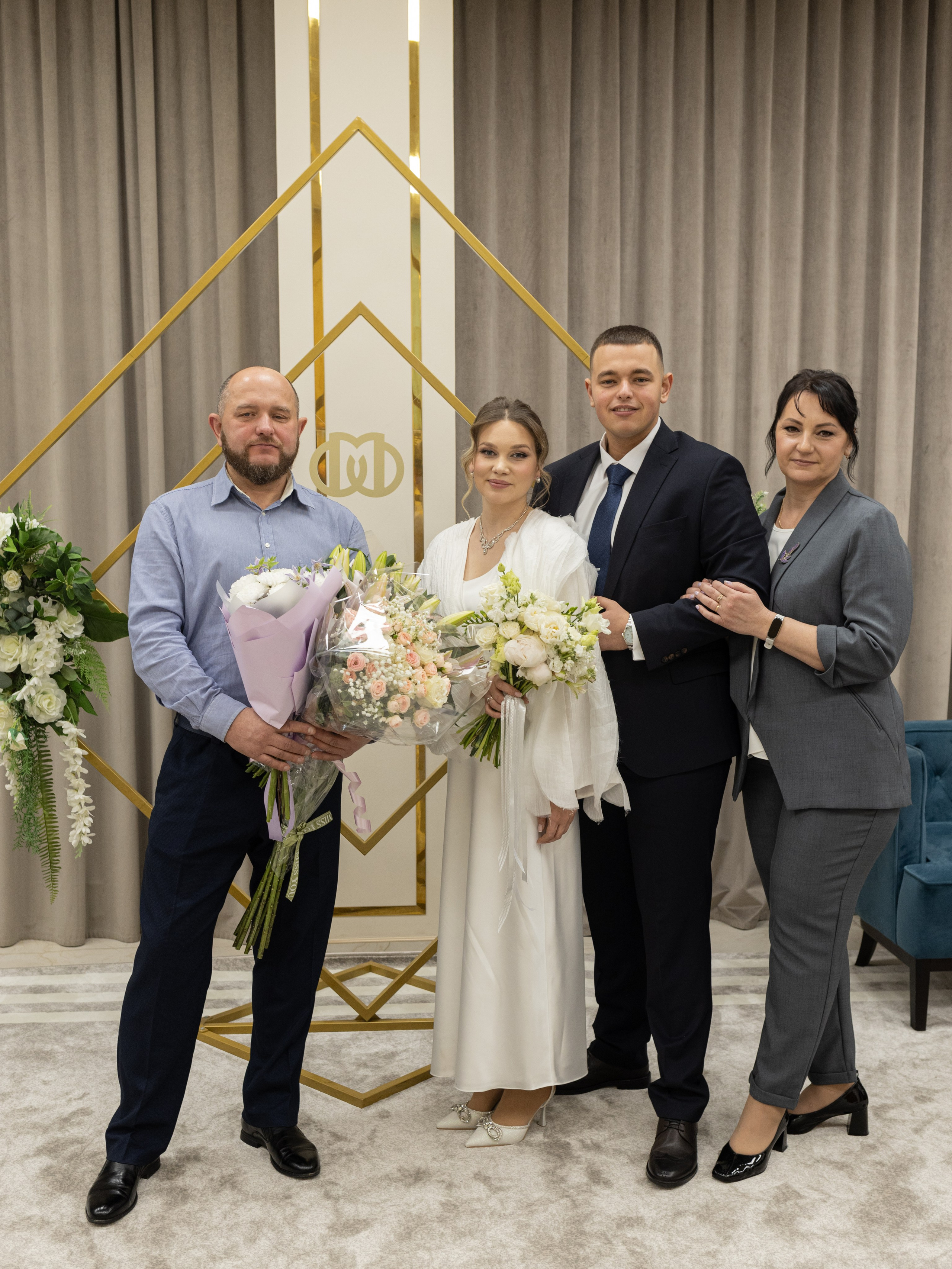 Евгений и Юлия. Главная