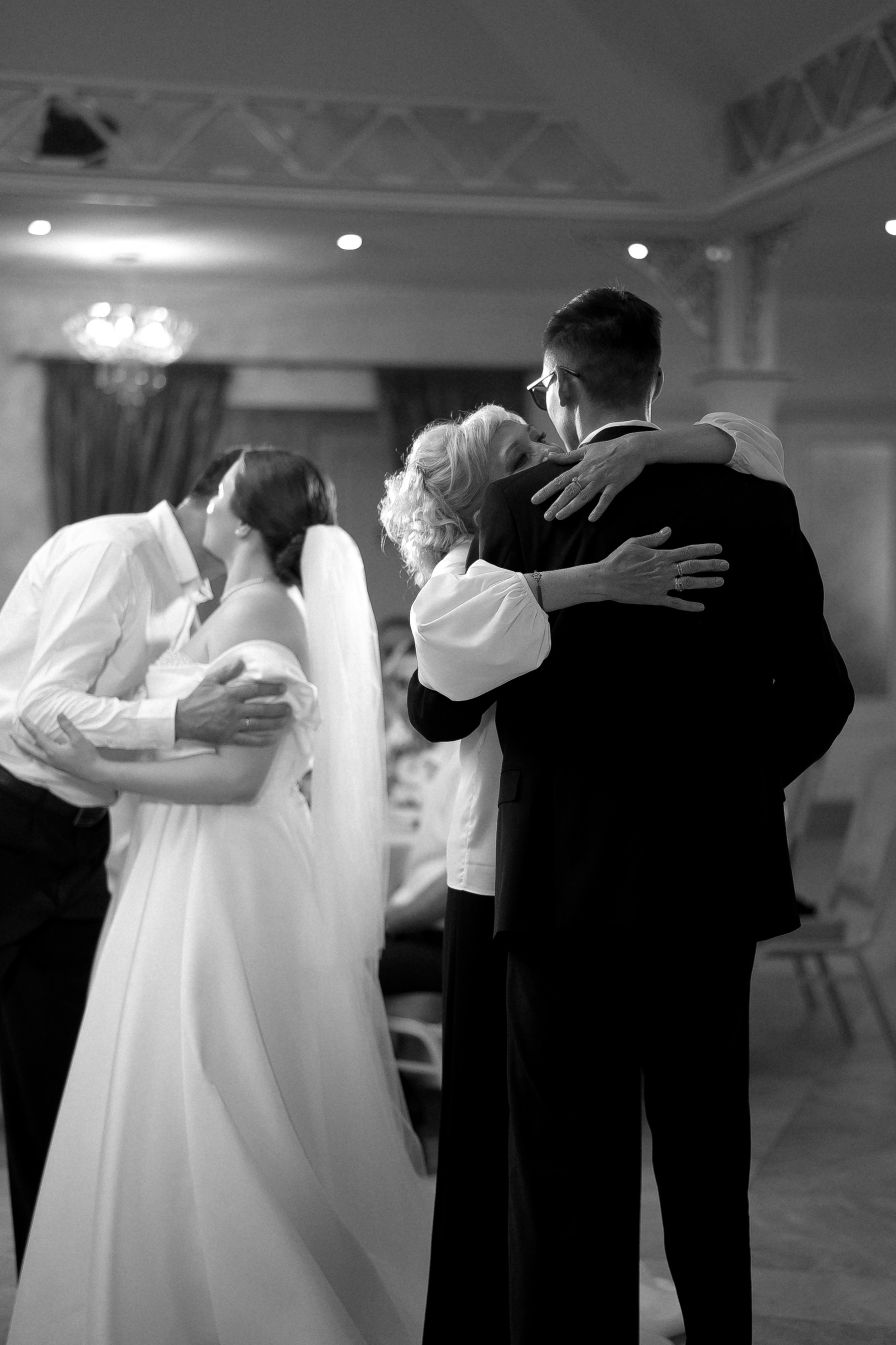 Яна+Нариман Анонс. Семейный и портретный фотограф в Саратове Сахарова Маша