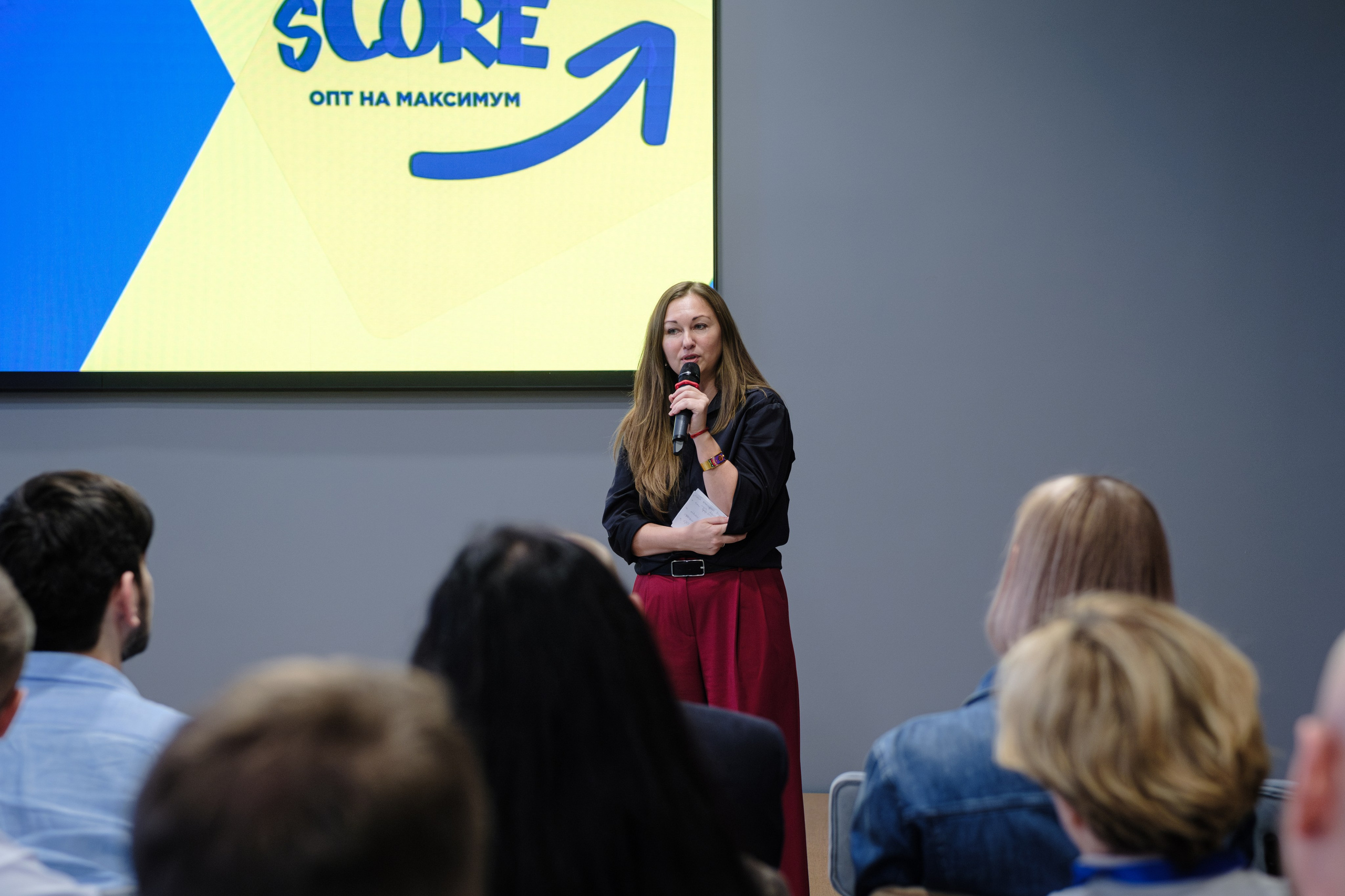 METRO. Репортажный и портретный фотограф в Москве Илья Спиридонов