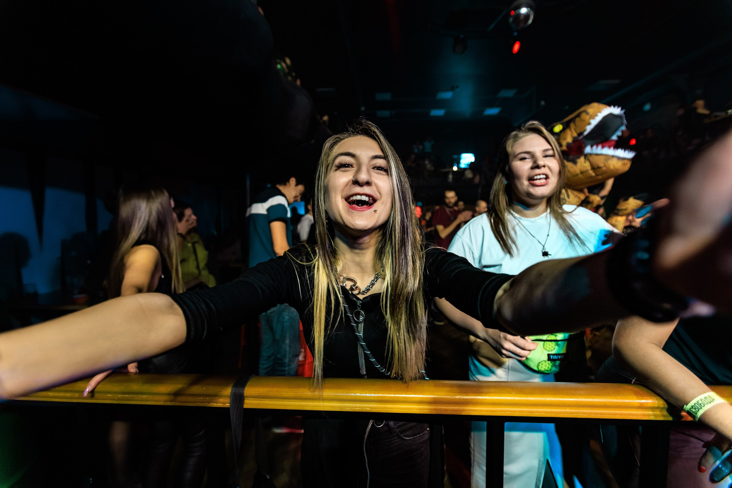 Олдскулы. Репортажный фотограф Екатеринбург | Яркий, качественный репортаж | Концерты, клубы, репортаж, праздники, корпоративы