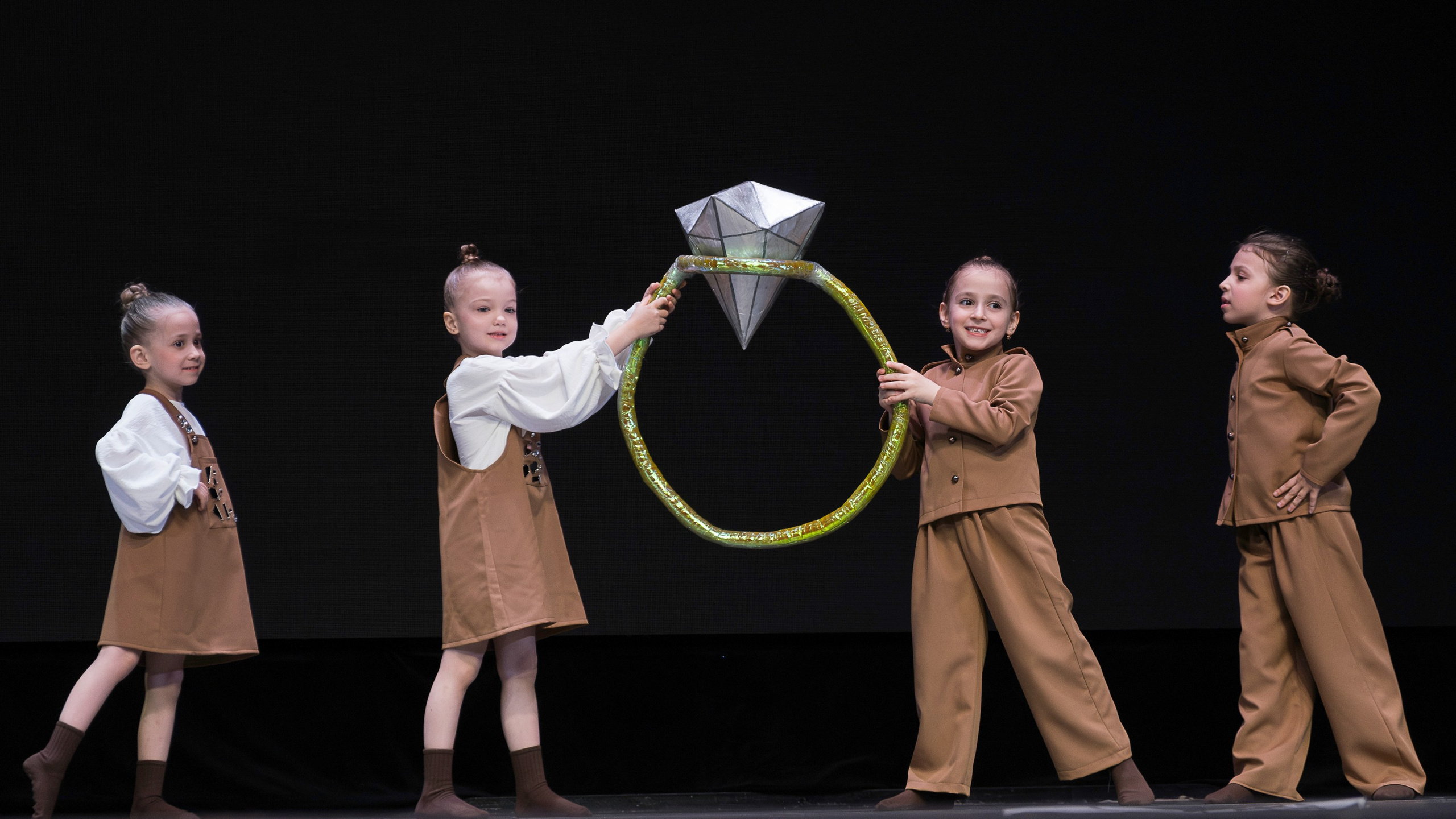 Живи танцуя 2025. Репортажный фотограф в Казани Павел Серпокрылов