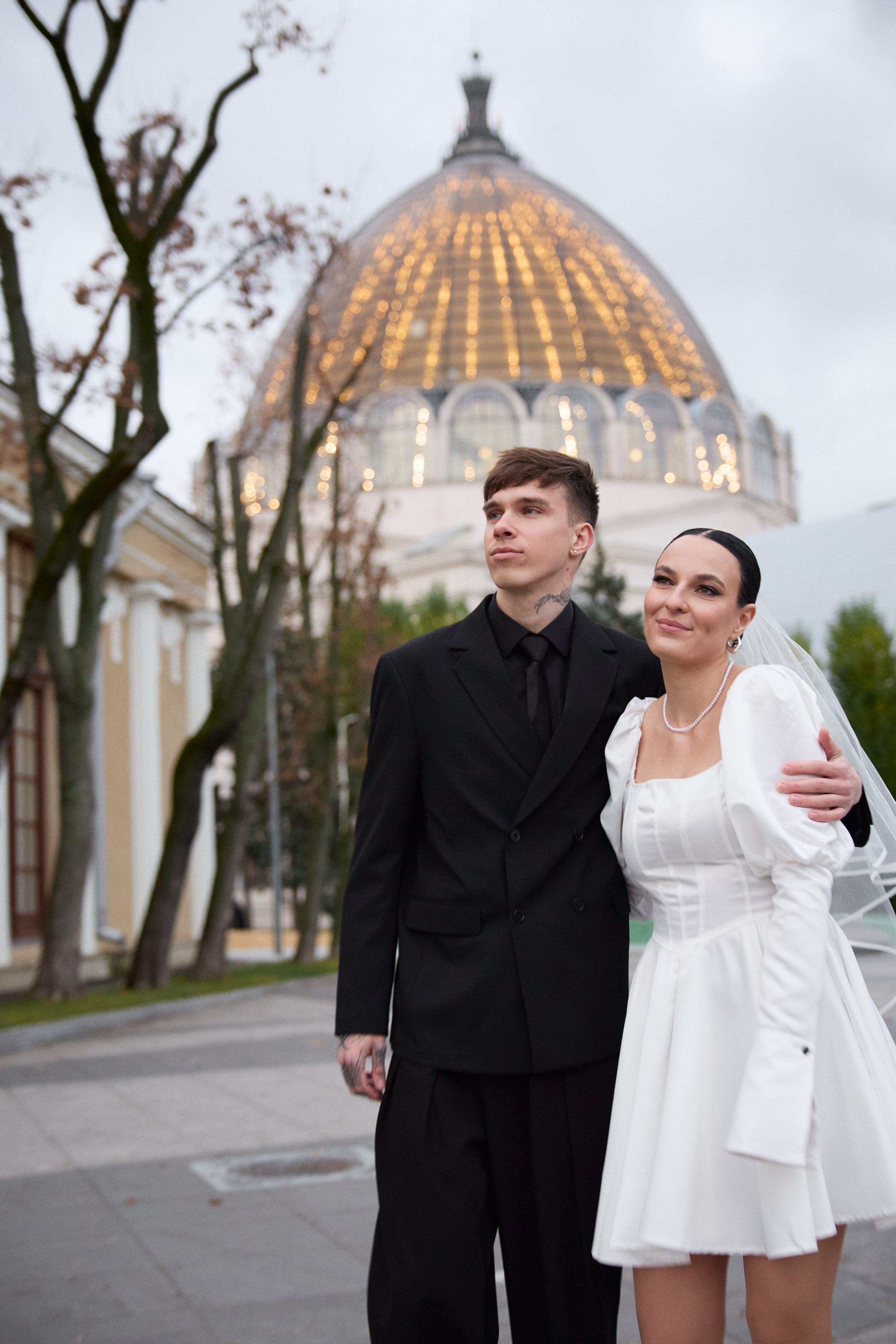 Елизавета и Артем. Роспись ВДНХ. Любовь Юсупова. Фотограф