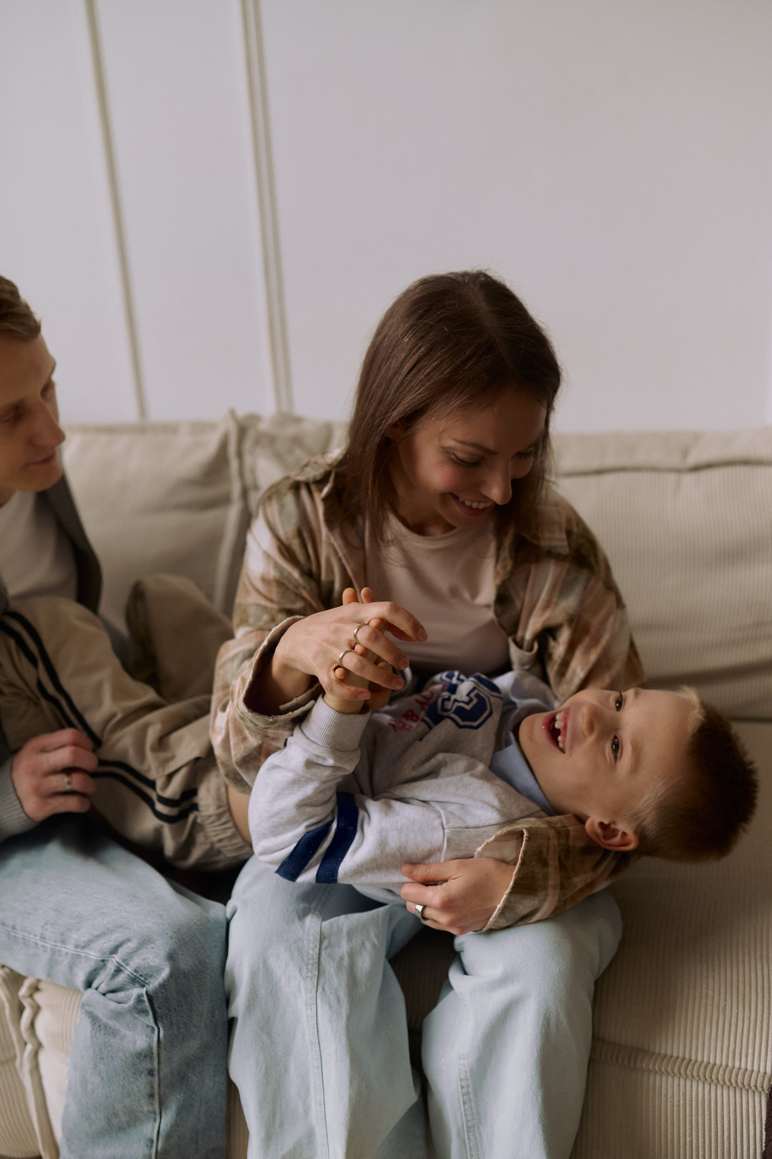 Артём, Юля и Мирослав. Семейный и свадебный lifestyle-фотограф в Москве Мария Петрова