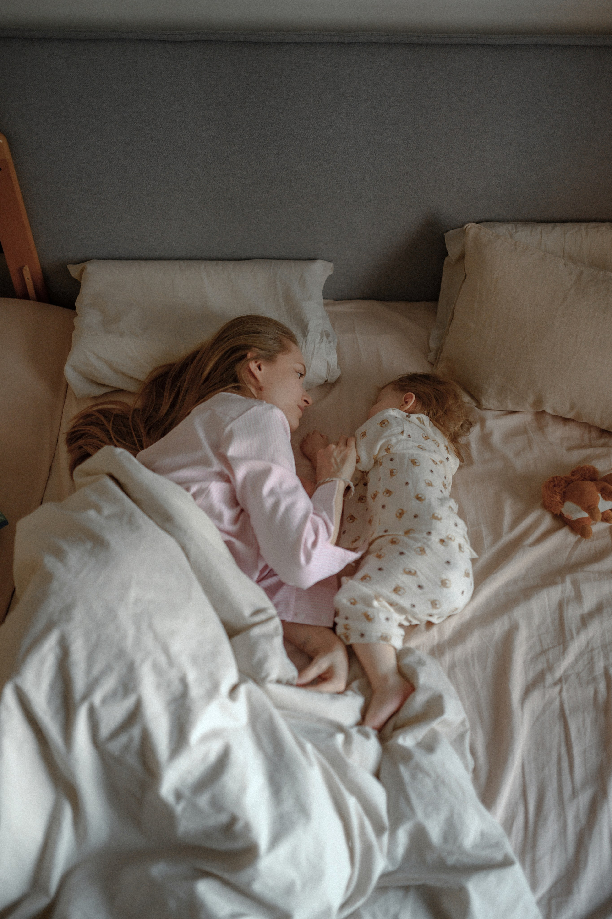 Даша и Варя дома. Семейный и свадебный lifestyle-фотограф в Москве Мария Петрова