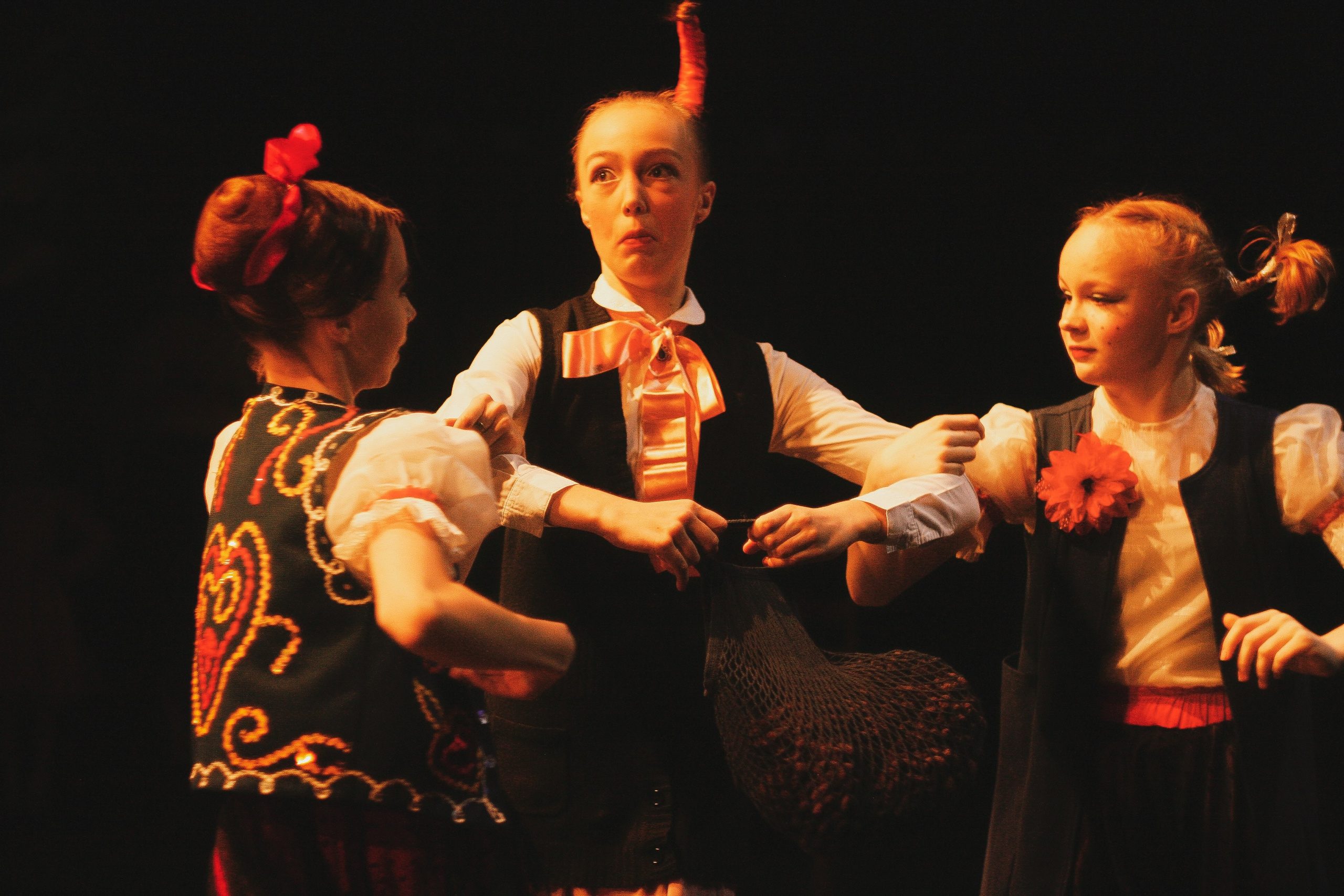 Отчетный концерт, коллектив «Бусинки». Портретный и художественный фотограф в Москве