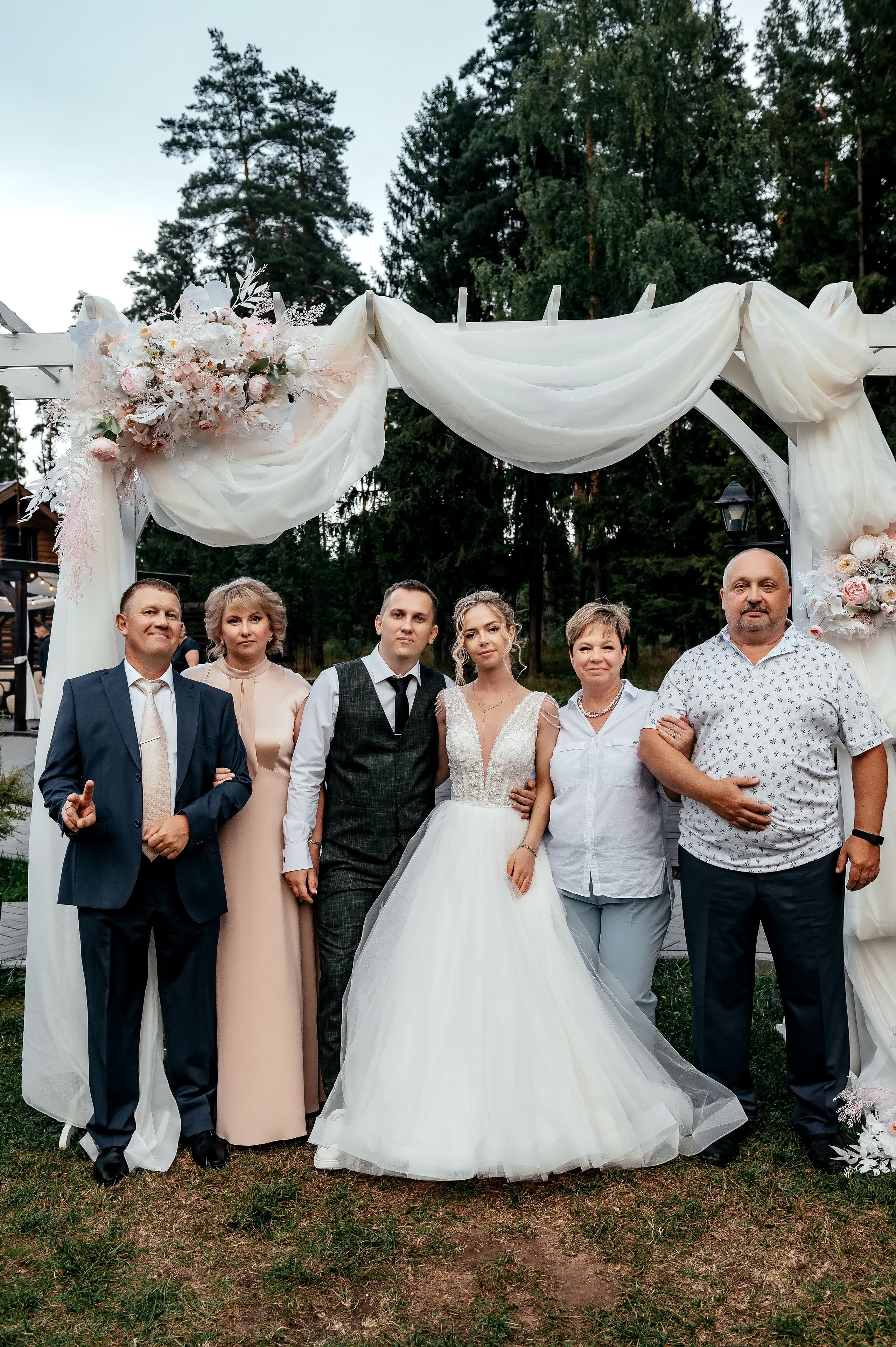 Евгений + Ольга, Щёлково, Загородный клуб «Барин». Свадебный и семейный фотограф Виктория Носачёва. Щелково, Москва и МО