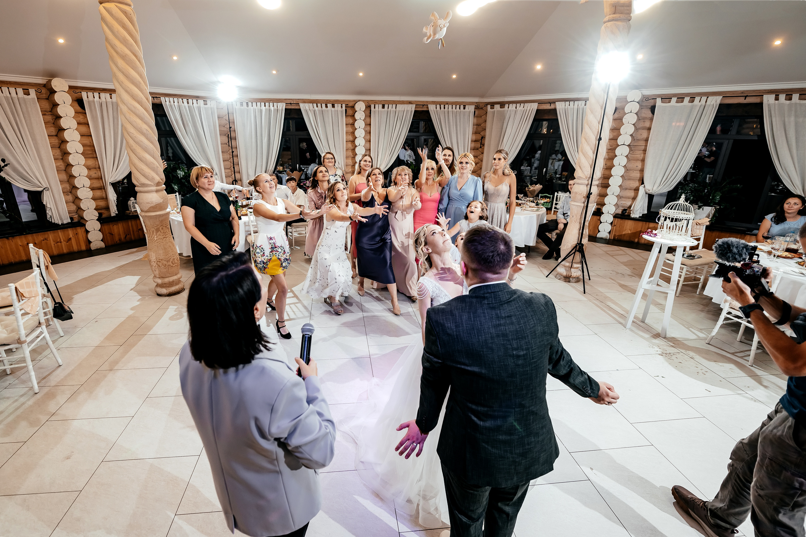 Евгений + Ольга, Щёлково, Загородный клуб «Барин». Свадебный и семейный фотограф Виктория Носачёва. Щелково, Москва и МО