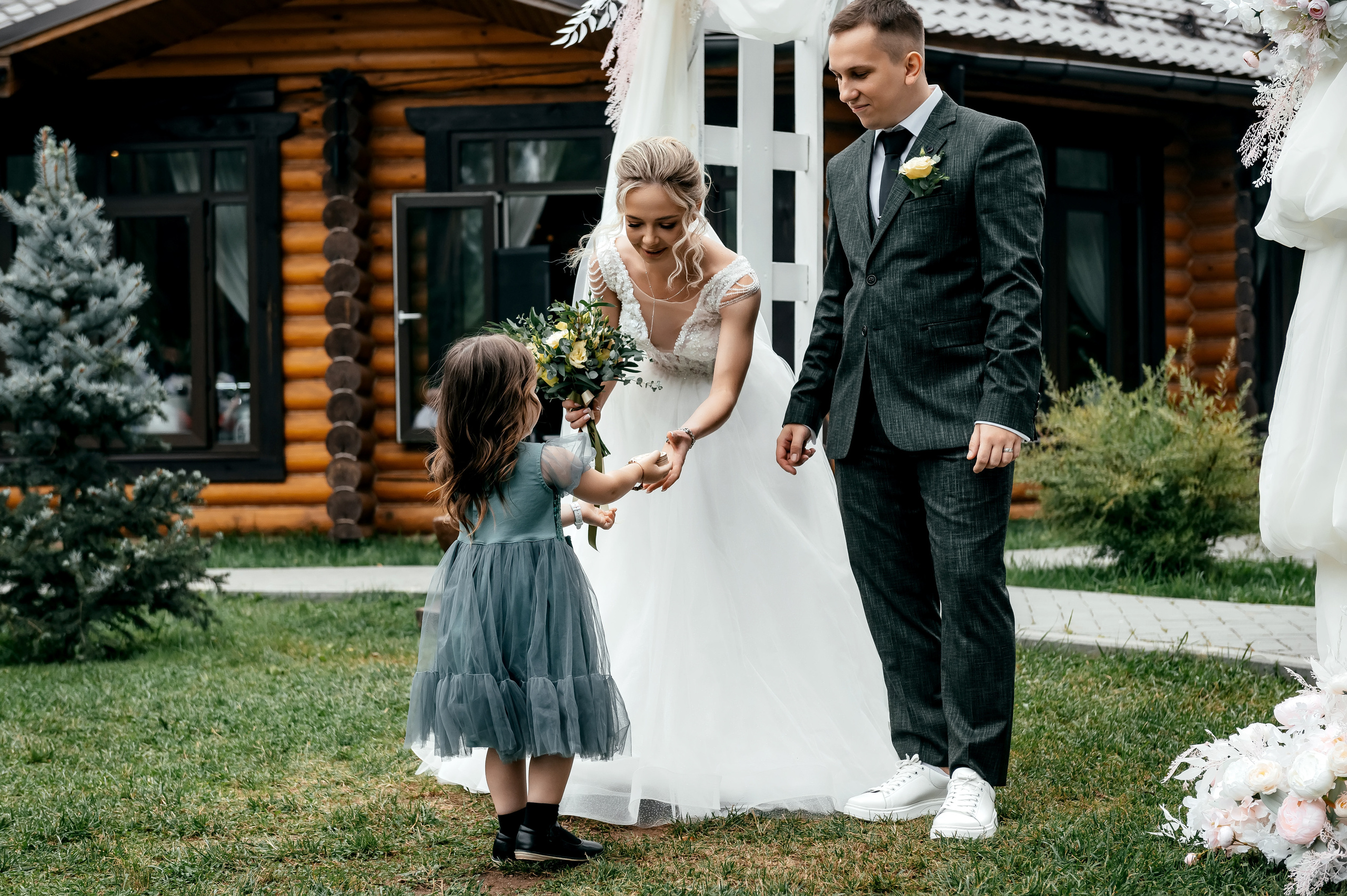 Евгений + Ольга, Щёлково, Загородный клуб «Барин». Свадебный и семейный фотограф Виктория Носачёва. Щелково, Москва и МО