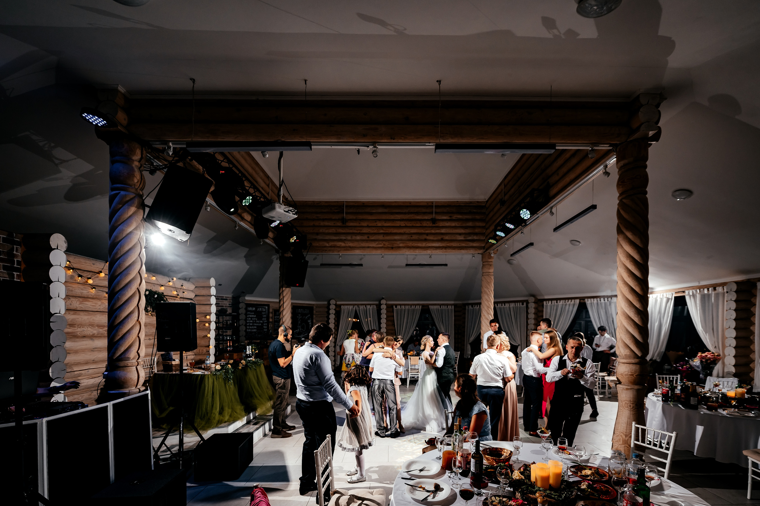 Евгений + Ольга, Щёлково, Загородный клуб «Барин». Свадебный и семейный фотограф Виктория Носачёва. Щелково, Москва и МО