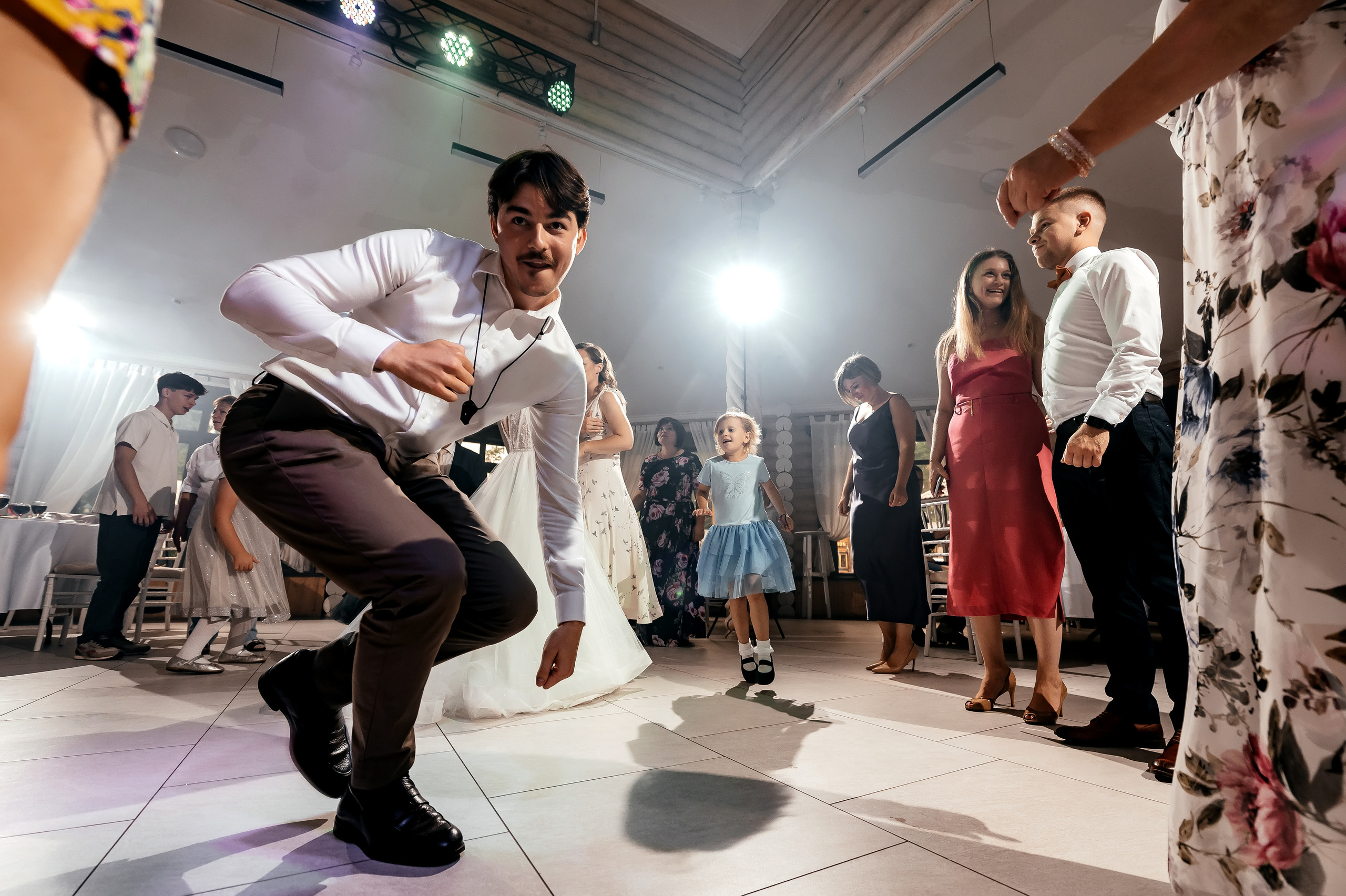 Евгений + Ольга, Щёлково, Загородный клуб «Барин». Свадебный и семейный фотограф Виктория Носачёва. Щелково, Москва и МО