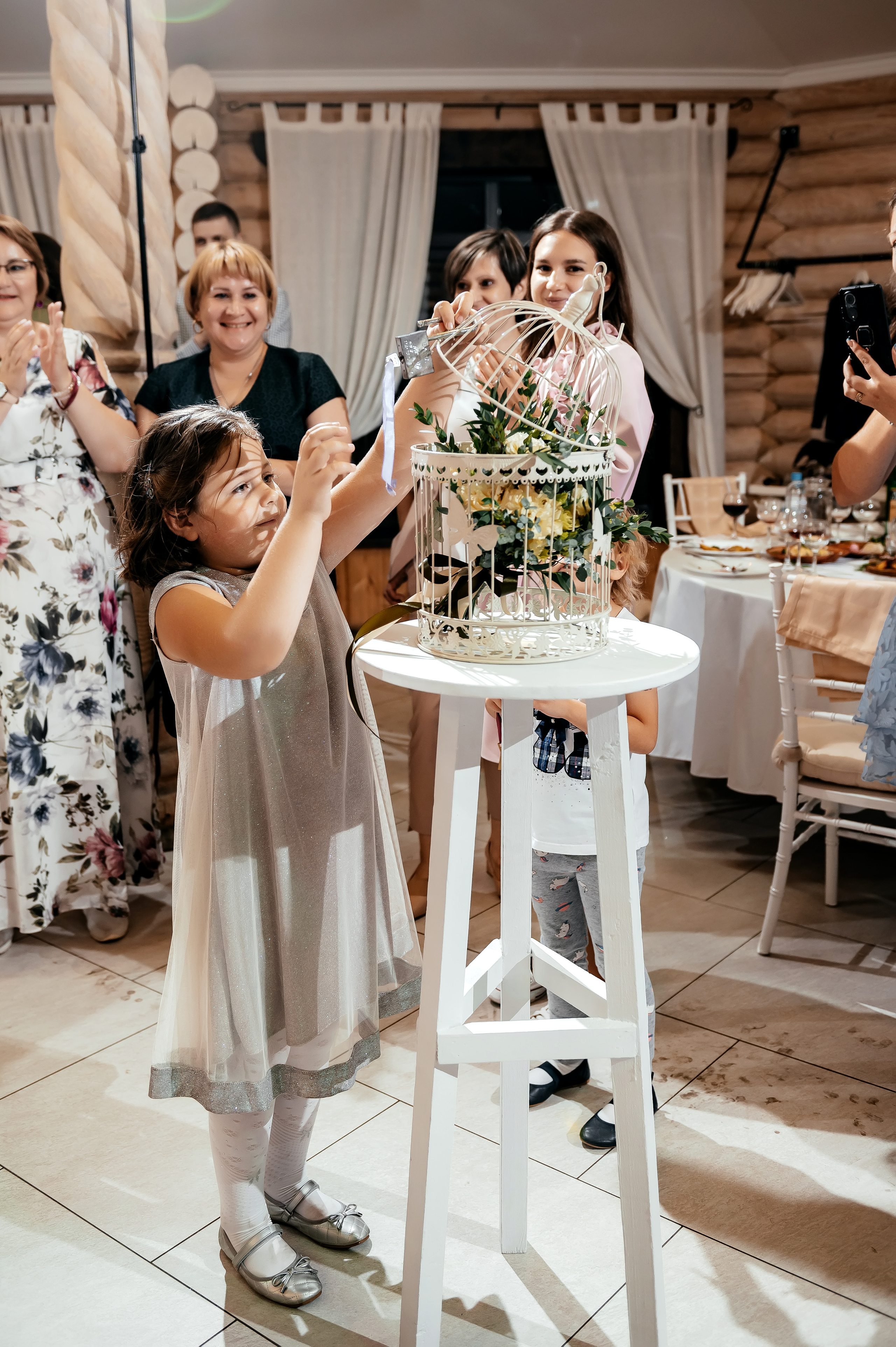 Евгений + Ольга, Щёлково, Загородный клуб «Барин». Свадебный и семейный фотограф Виктория Носачёва. Щелково, Москва и МО