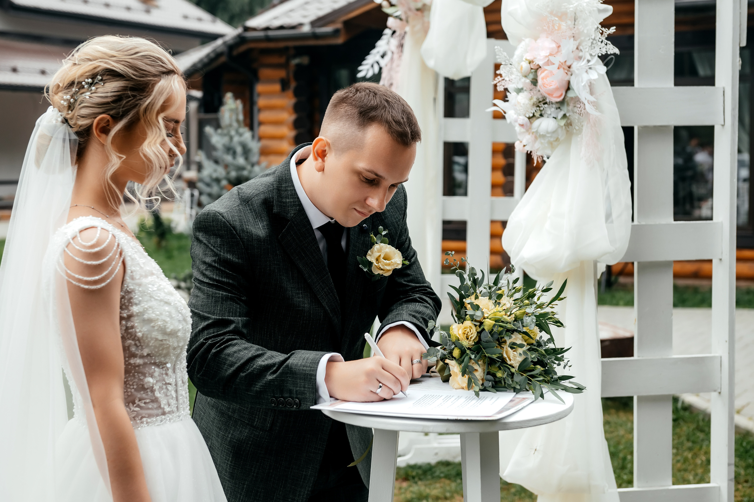 Евгений + Ольга, Щёлково, Загородный клуб «Барин». Свадебный и семейный фотограф Виктория Носачёва. Щелково, Москва и МО