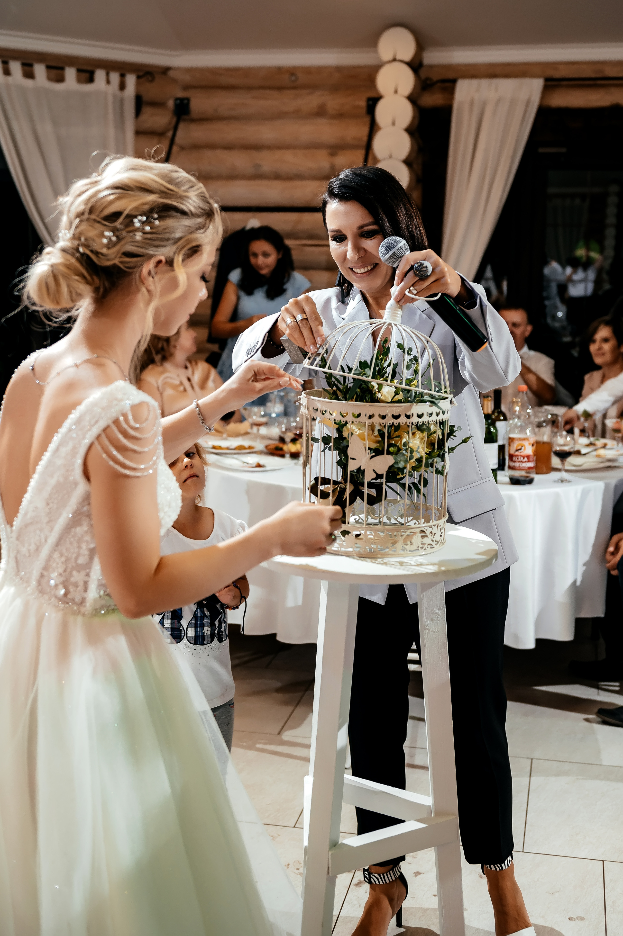 Евгений + Ольга, Щёлково, Загородный клуб «Барин». Свадебный и семейный фотограф Виктория Носачёва. Щелково, Москва и МО