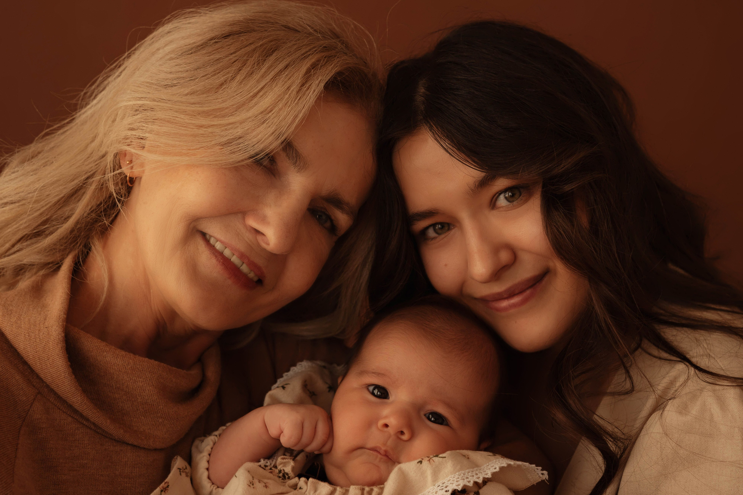 Аврора и ее семья. Фотограф в Новосибирске Диана Ильиных