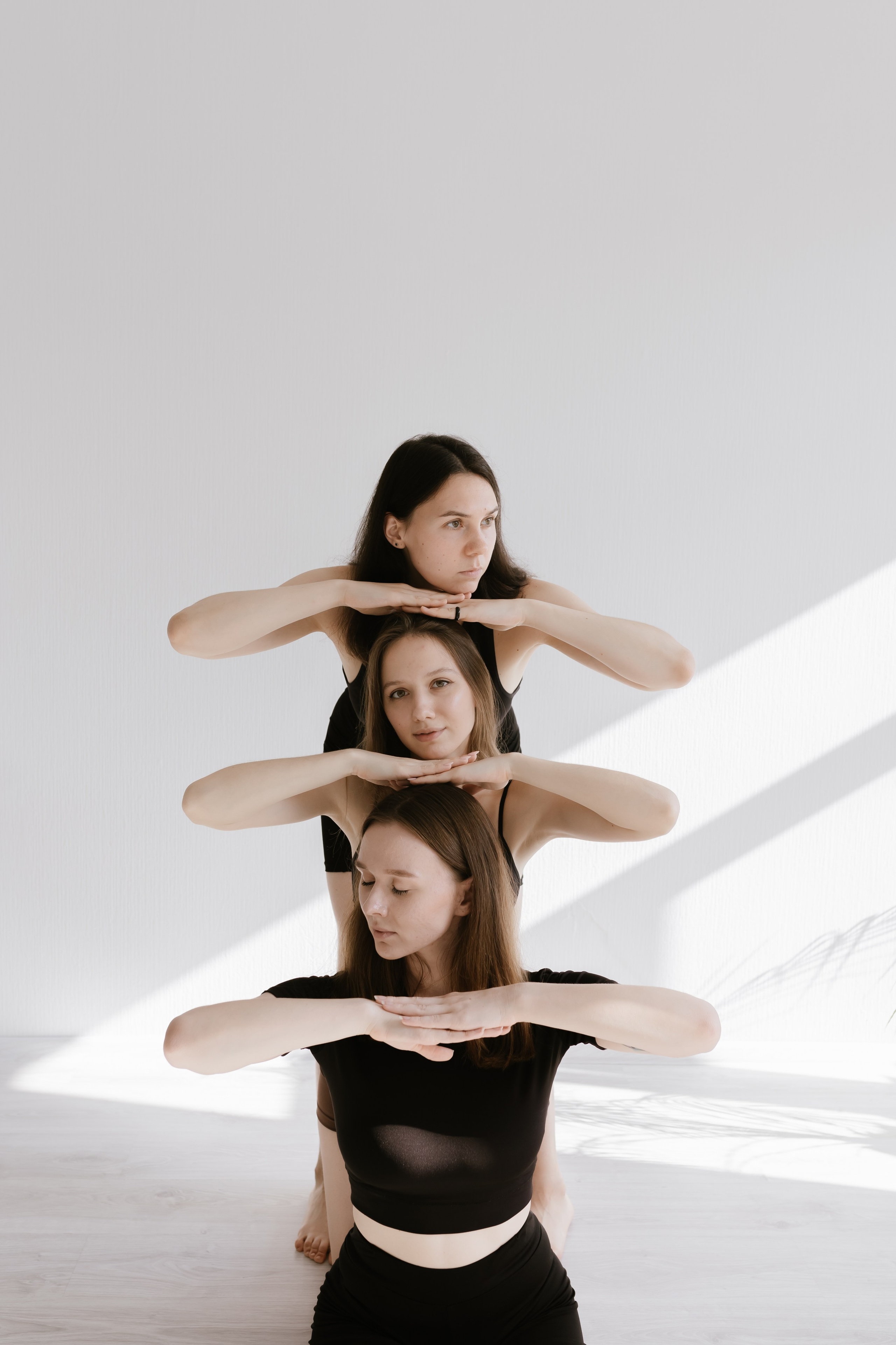 Студия йоги и растяжки SF studio. Свадебный и женский фотограф в Санкт-Петербурге Муртеева Екатерина