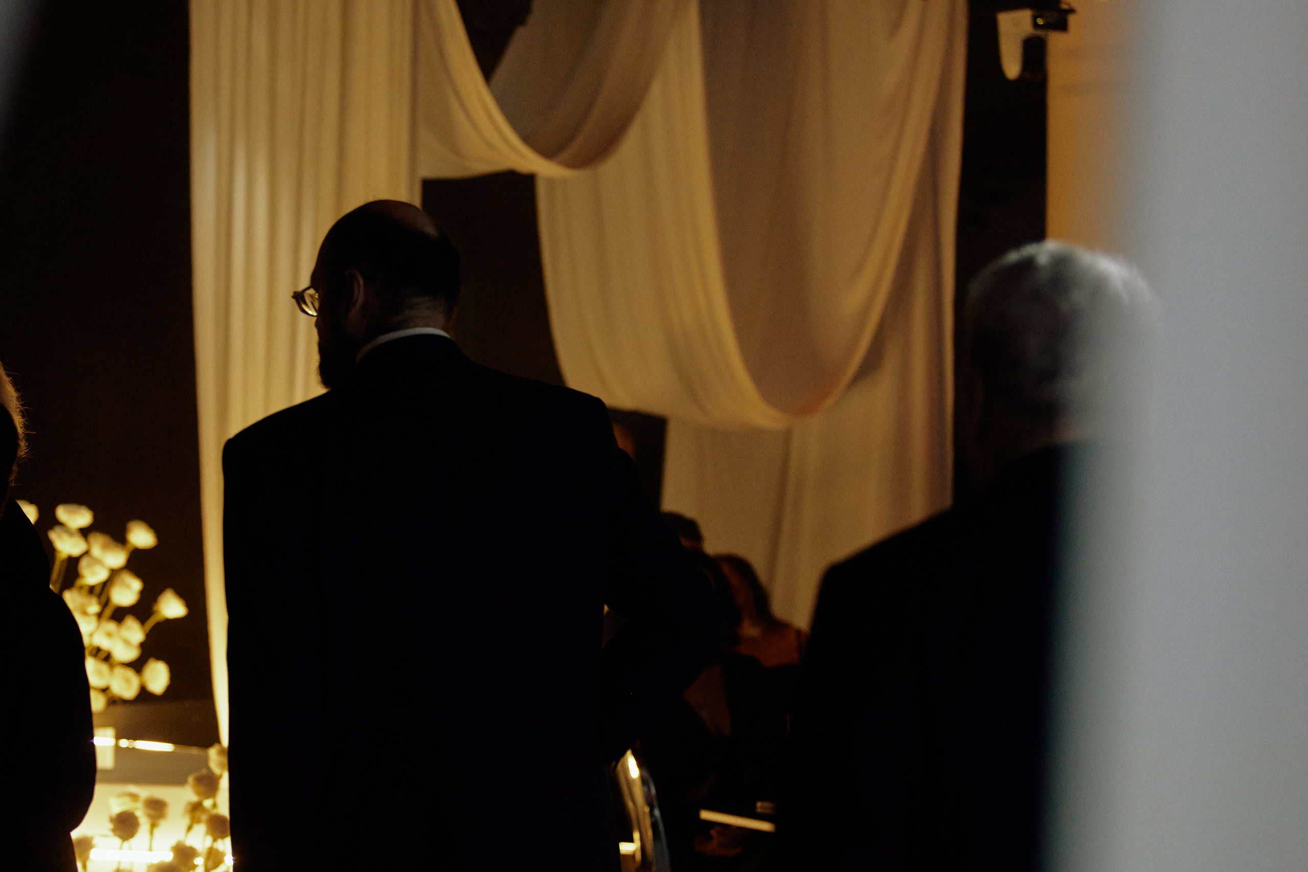 A MIRROR IS ONLY A HEART. Дмитрий Мазуркевич: Профессиональный Репортажный Фотограф