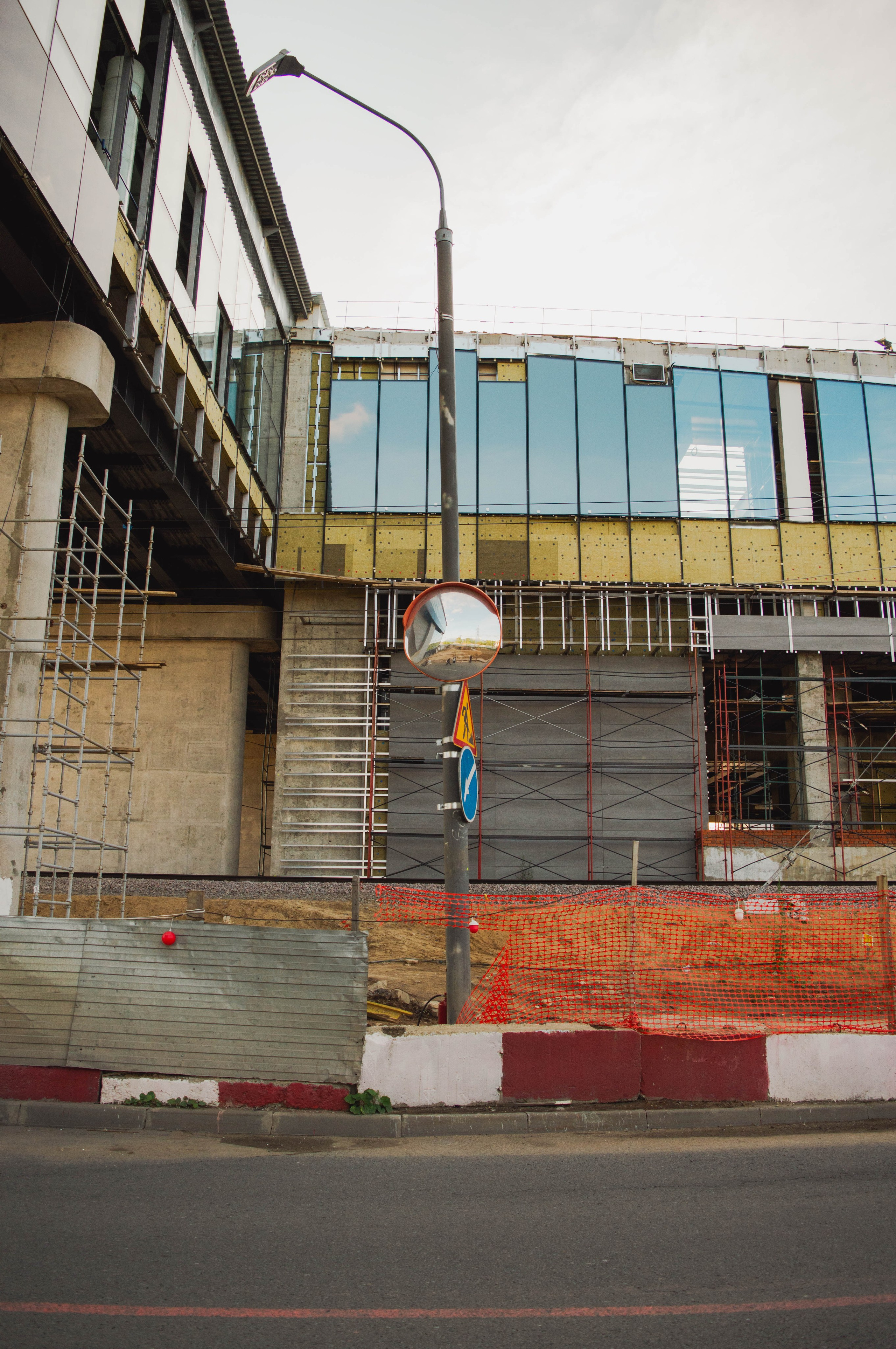 Многослойность городского пространства. Фотограф Анастасия Лощакова в Москве