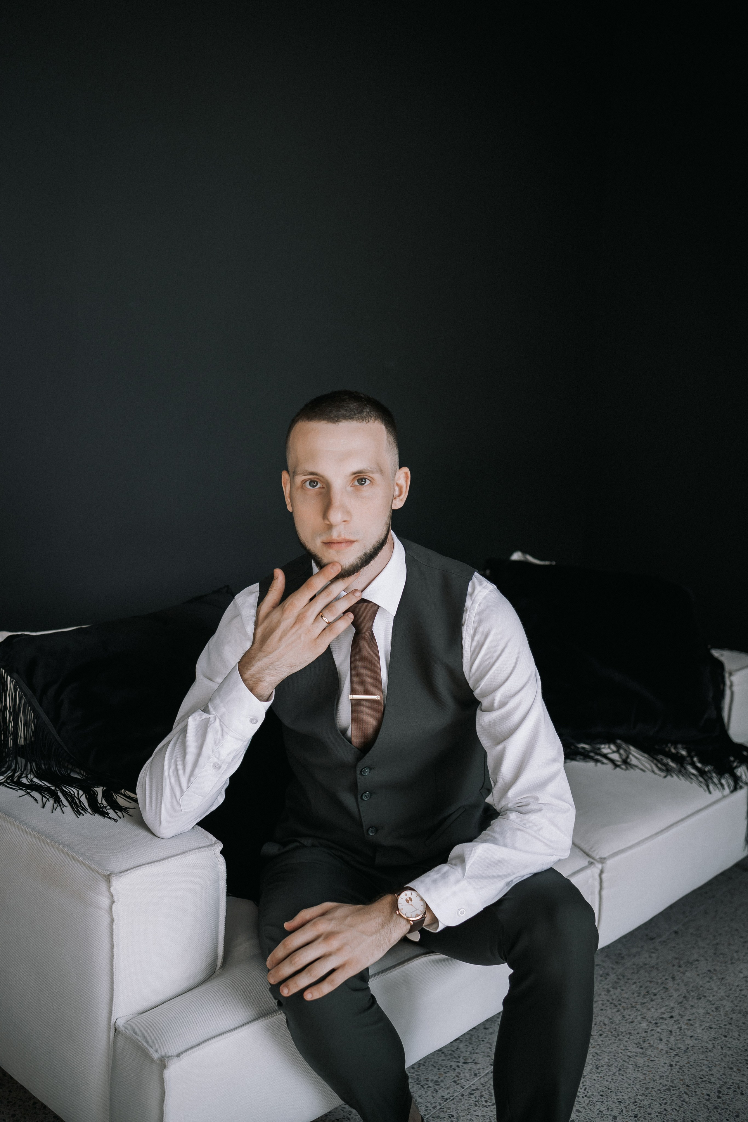 Свадебная прогулка. Эвелина и Дмитрий. Свадебная фотография. Арина Рубах