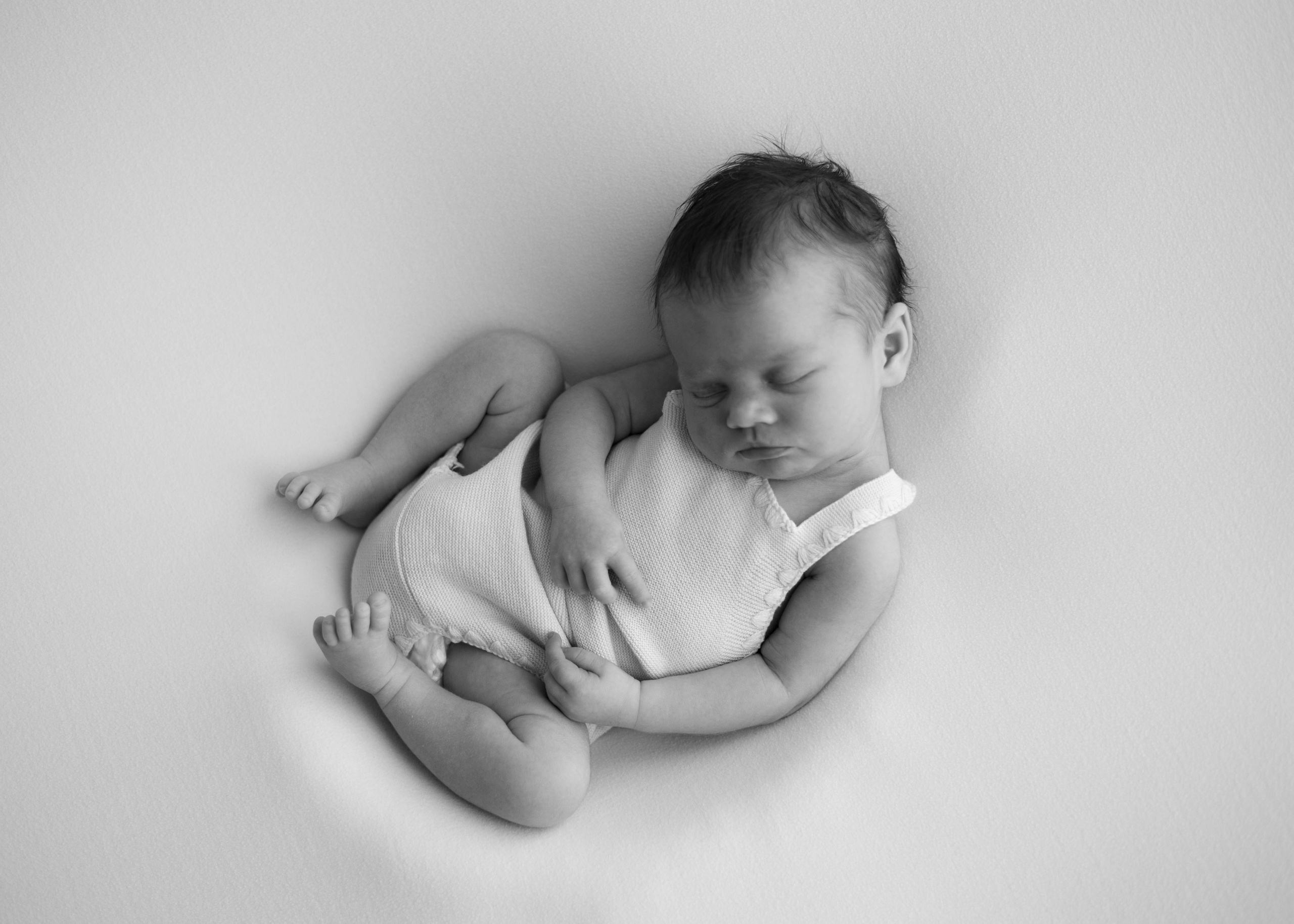 НОВОРОЖДЕННЫЕ МАЛЫШИ. Фотосессия новорожденных в Москве и Московской области